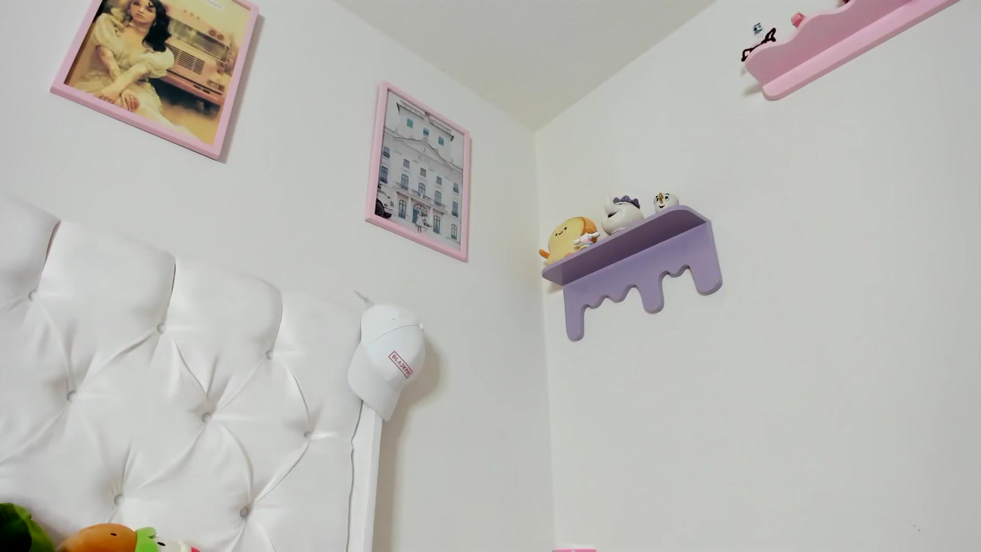 Gallery image thumbnail from Cherrycute666's myfreecams stream on, 10/10/2023, 08:16 image 9 of 20