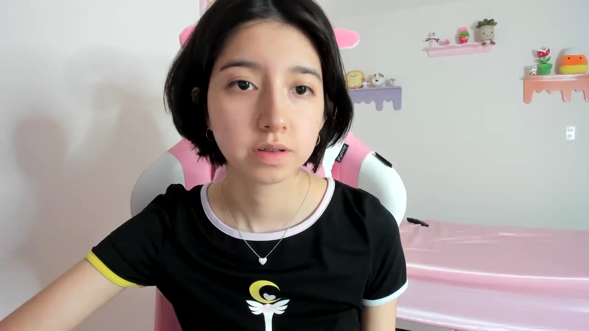 Gallery image thumbnail from Cherrycute666's myfreecams stream on, 10/10/2023, 21:47 image 8 of 20