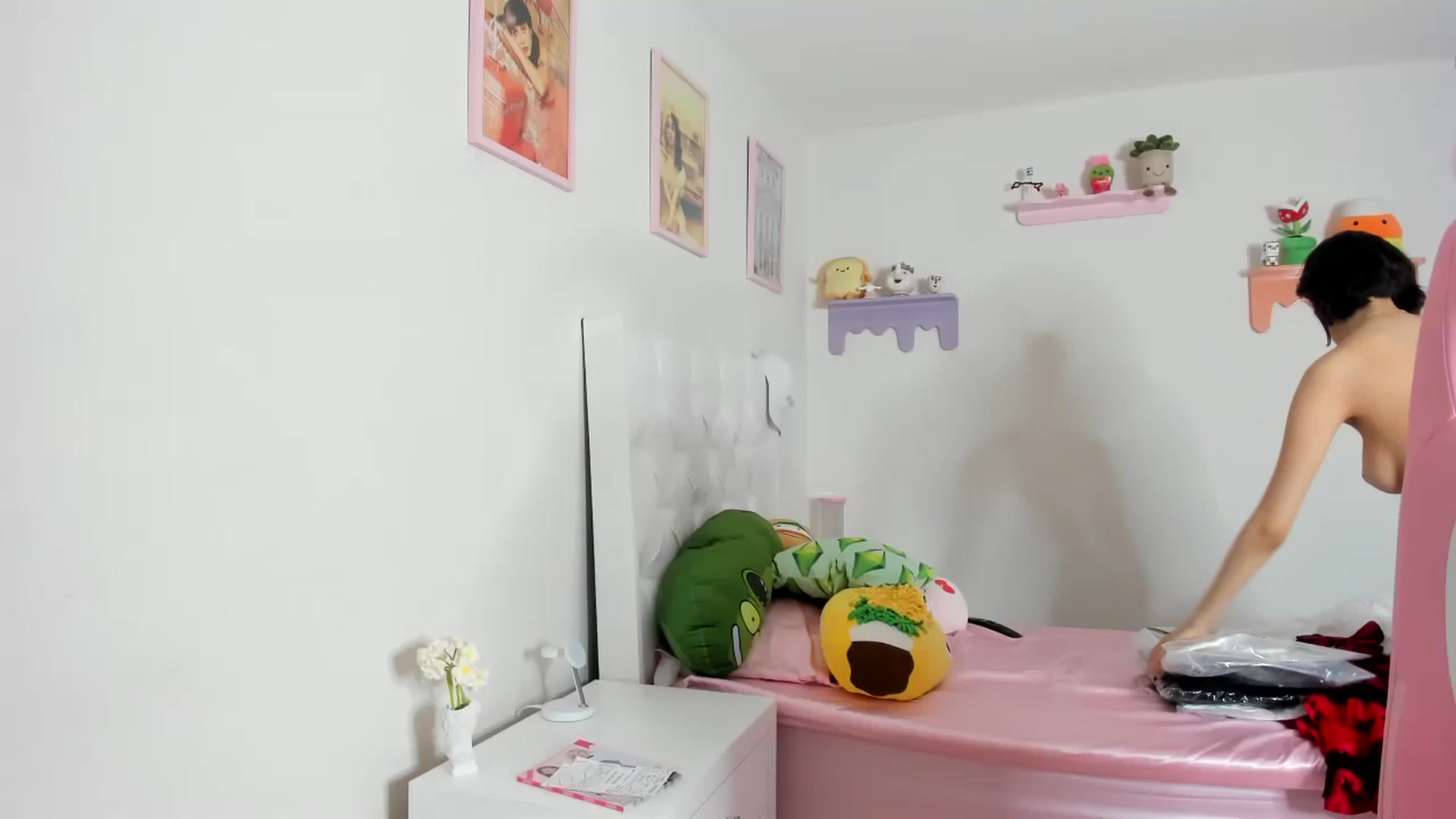 Gallery image thumbnail from Cherrycute666's myfreecams stream on, 10/11/2023, 02:55 image 2 of 20