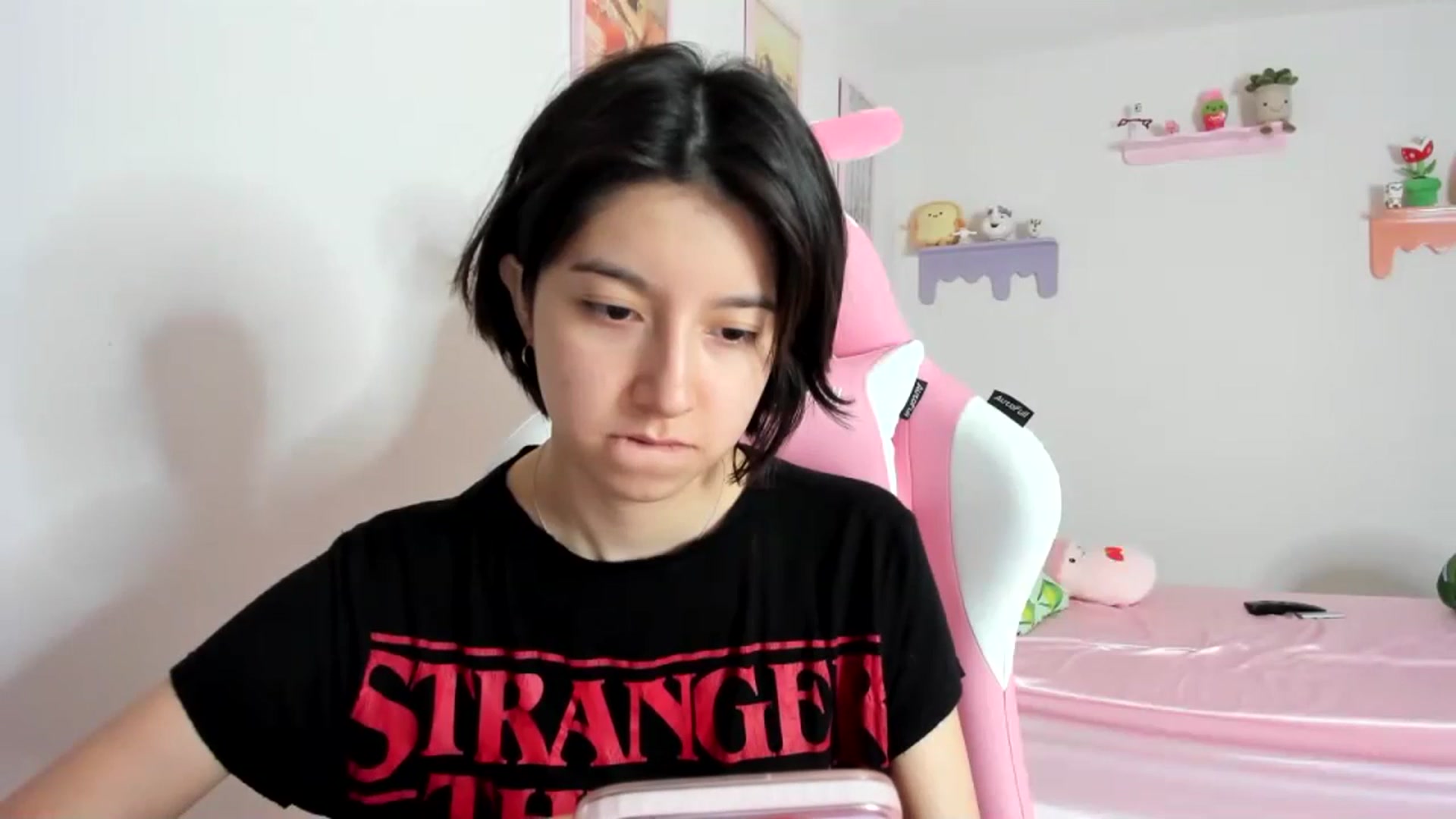 Gallery image thumbnail from Cherrycute666's myfreecams stream on, 10/11/2023, 22:23 image 12 of 20