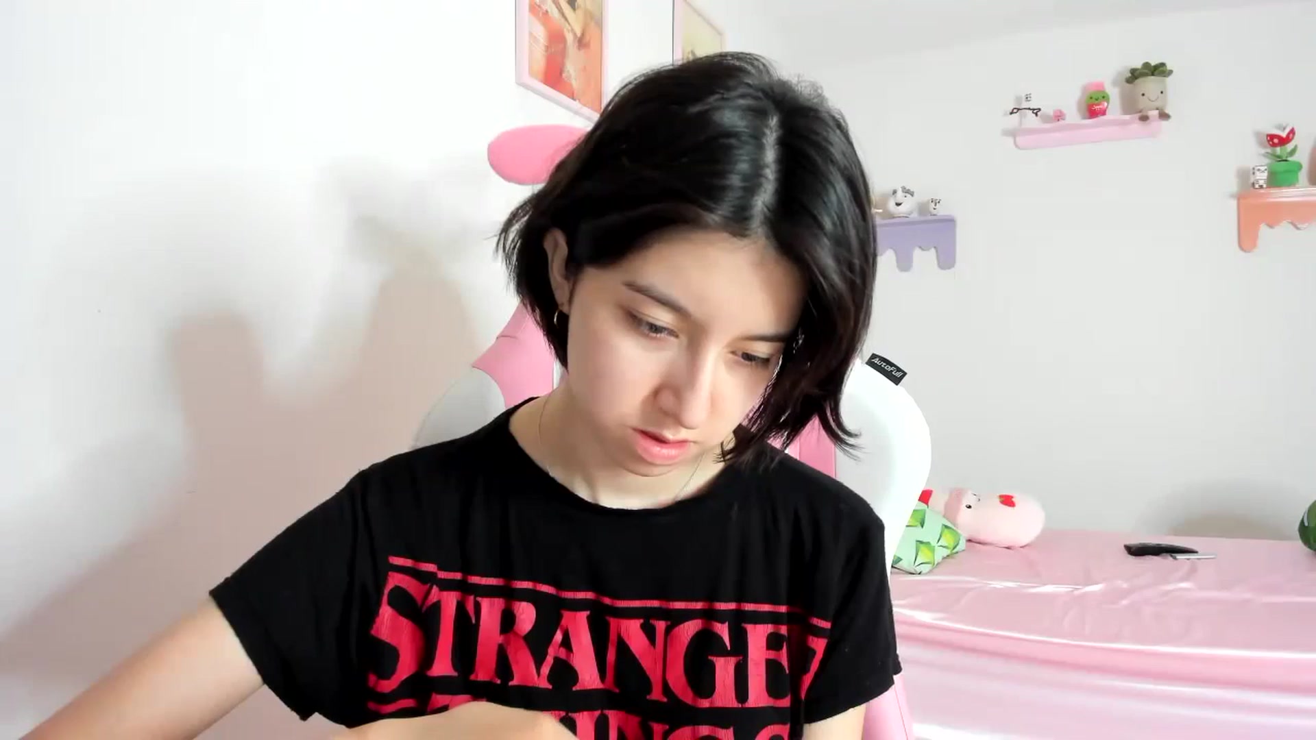 Gallery image thumbnail from Cherrycute666's myfreecams stream on, 10/11/2023, 22:23 image 13 of 20