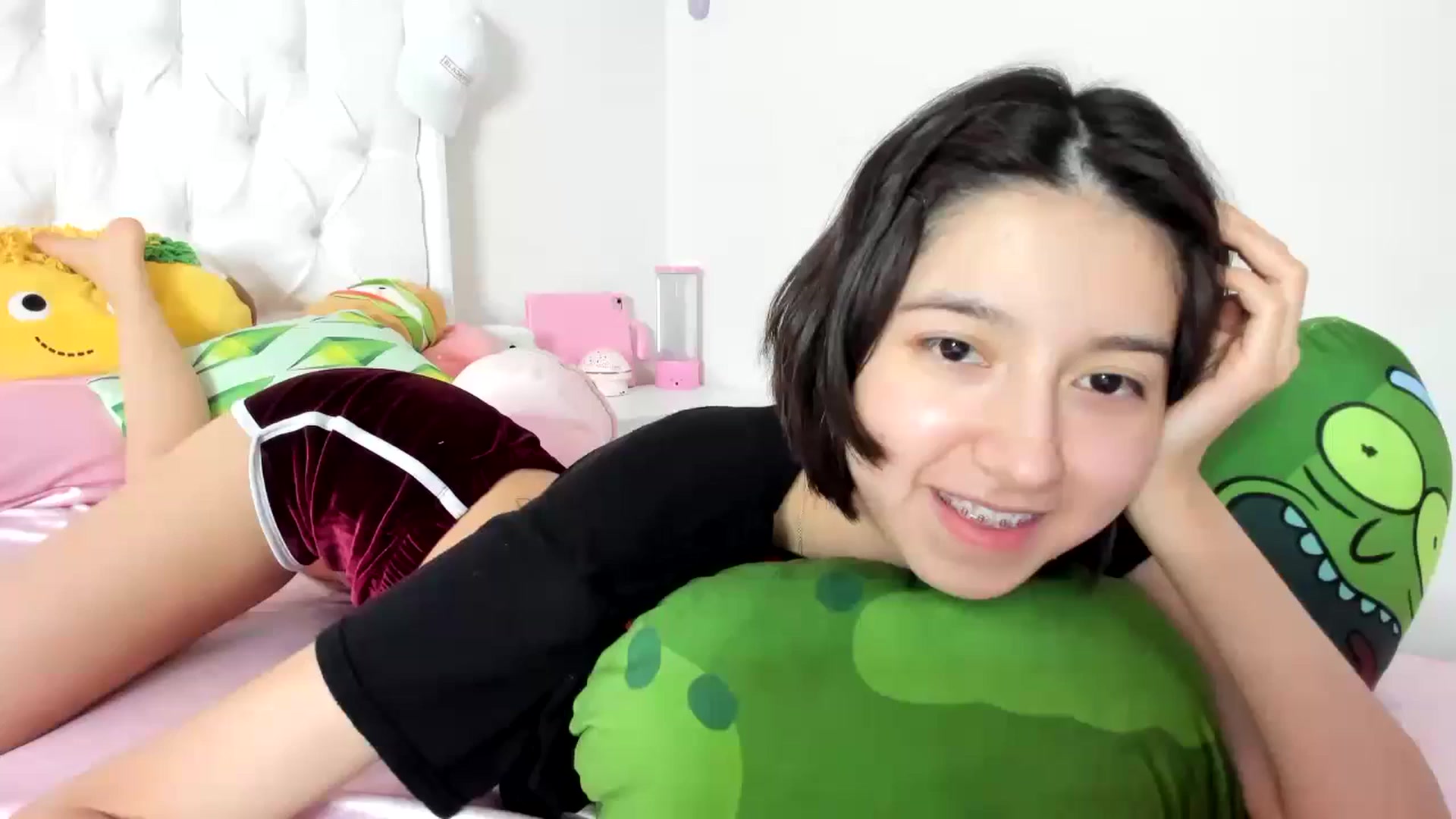 Gallery image thumbnail from Cherrycute666's myfreecams stream on, 10/12/2023, 04:33 image 16 of 20