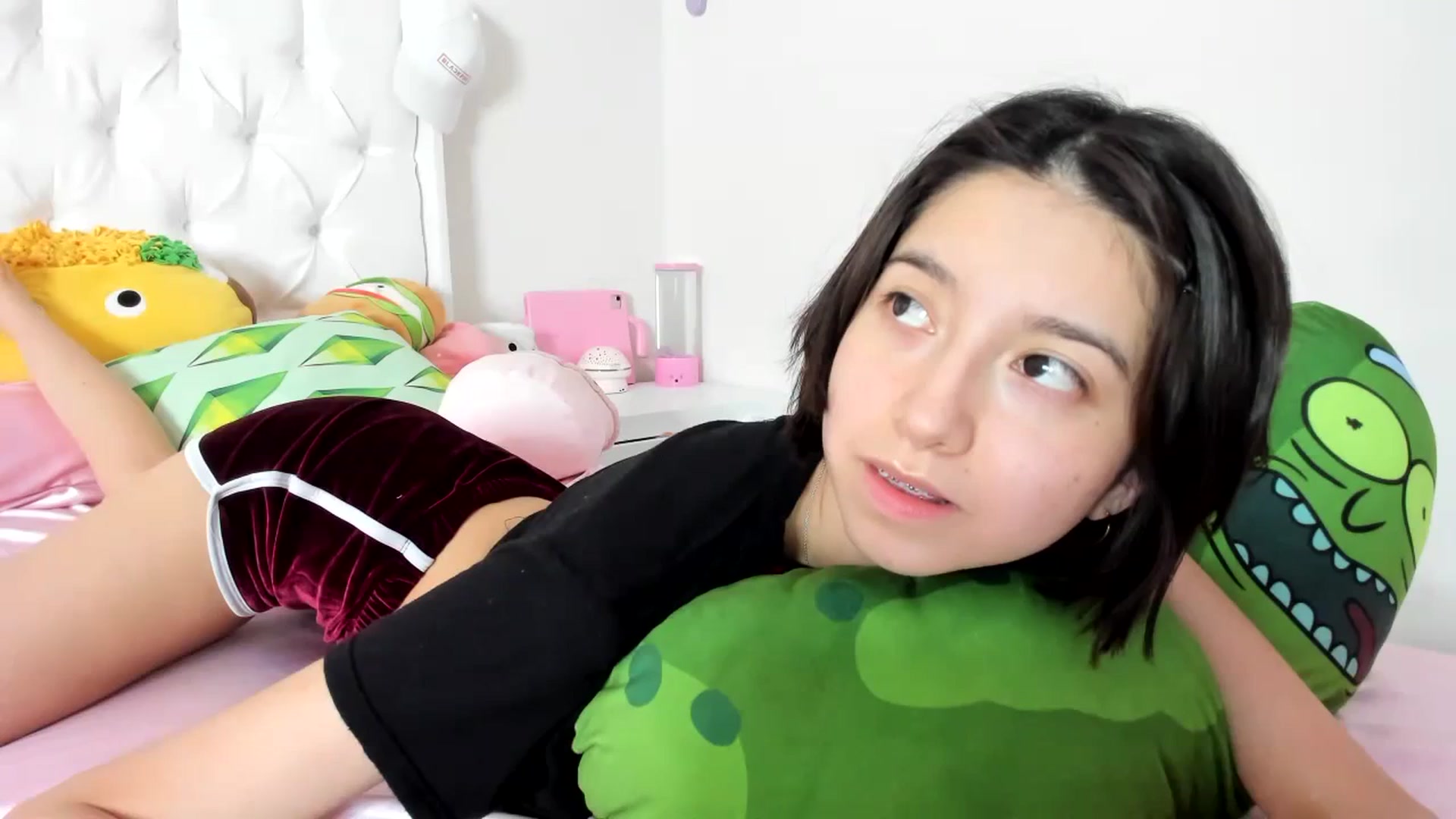 Gallery image thumbnail from Cherrycute666's myfreecams stream on, 10/12/2023, 04:33 image 18 of 20