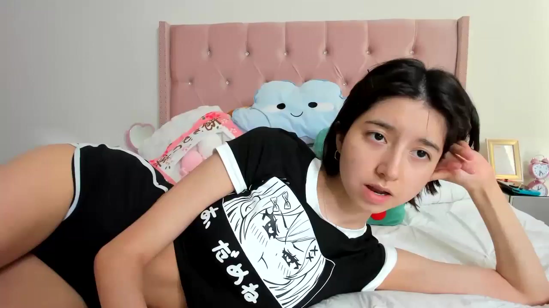 Gallery image thumbnail from Cherrycute666's myfreecams stream on, 10/12/2023, 23:22 image 1 of 20