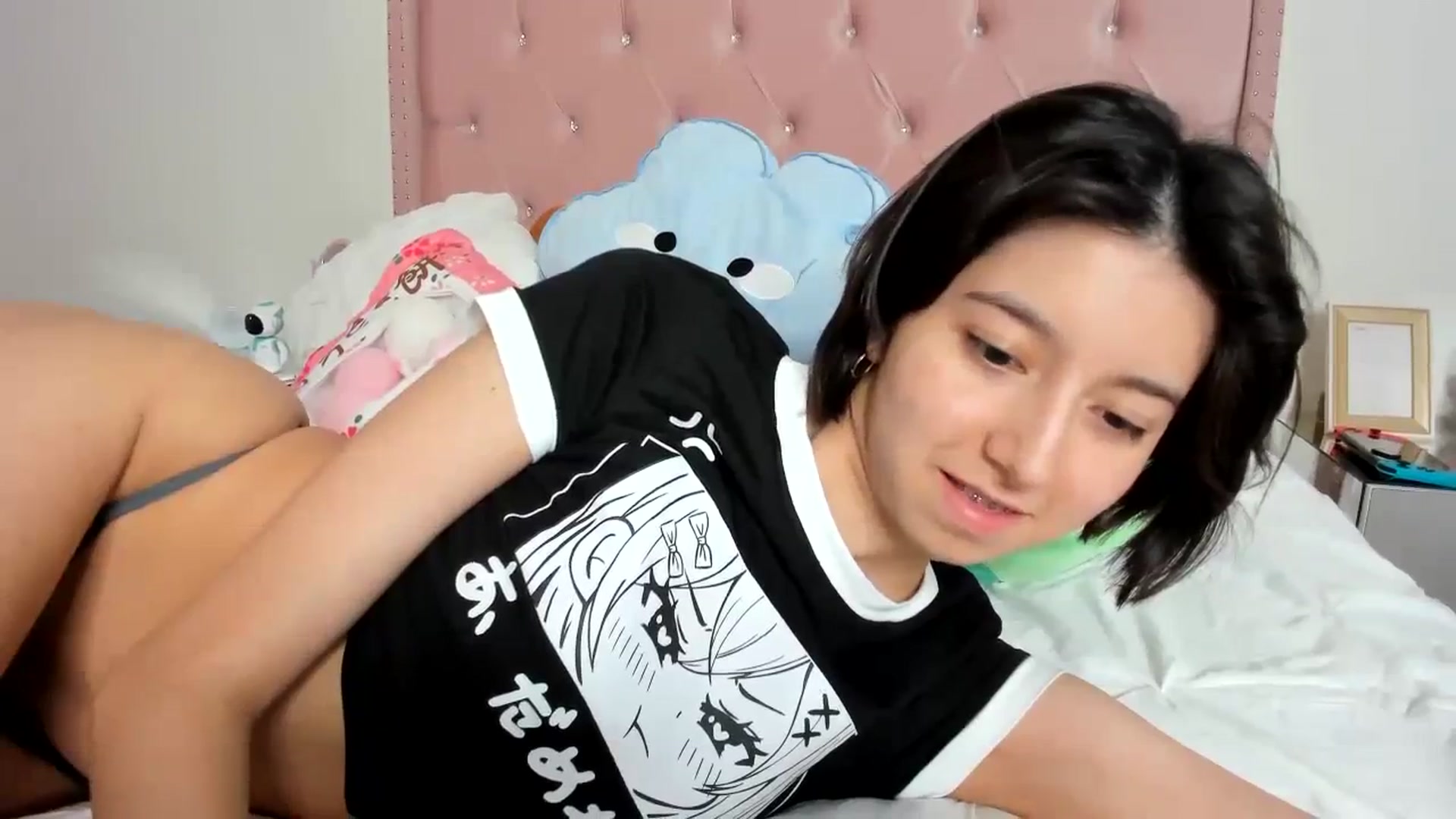 Gallery image thumbnail from Cherrycute666's myfreecams stream on, 10/13/2023, 03:07 image 3 of 20