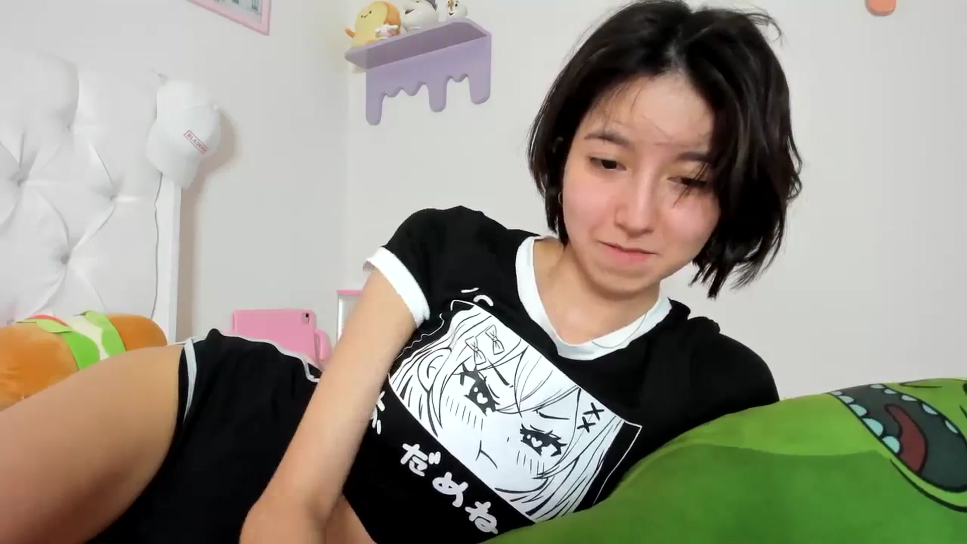 Gallery image thumbnail from Cherrycute666's myfreecams stream on, 10/13/2023, 05:35 image 9 of 20
