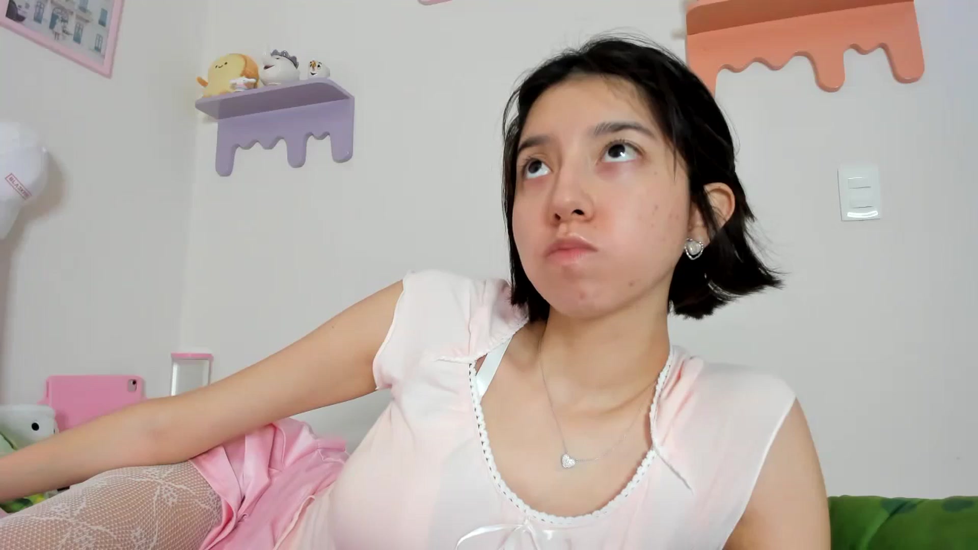 Gallery image thumbnail from Cherrycute666's myfreecams stream on, 10/14/2023, 06:37 image 7 of 20