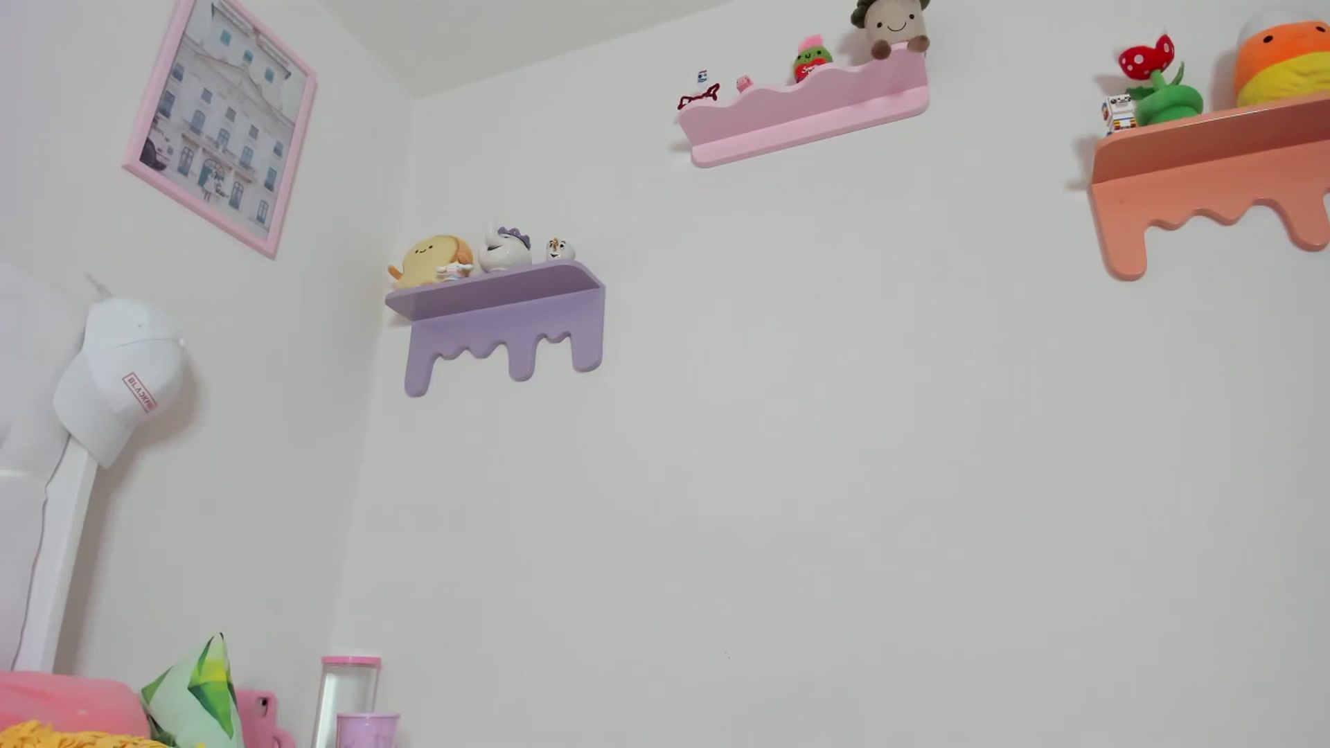 Gallery image thumbnail from Cherrycute666's myfreecams stream on, 10/15/2023, 08:34 image 8 of 20