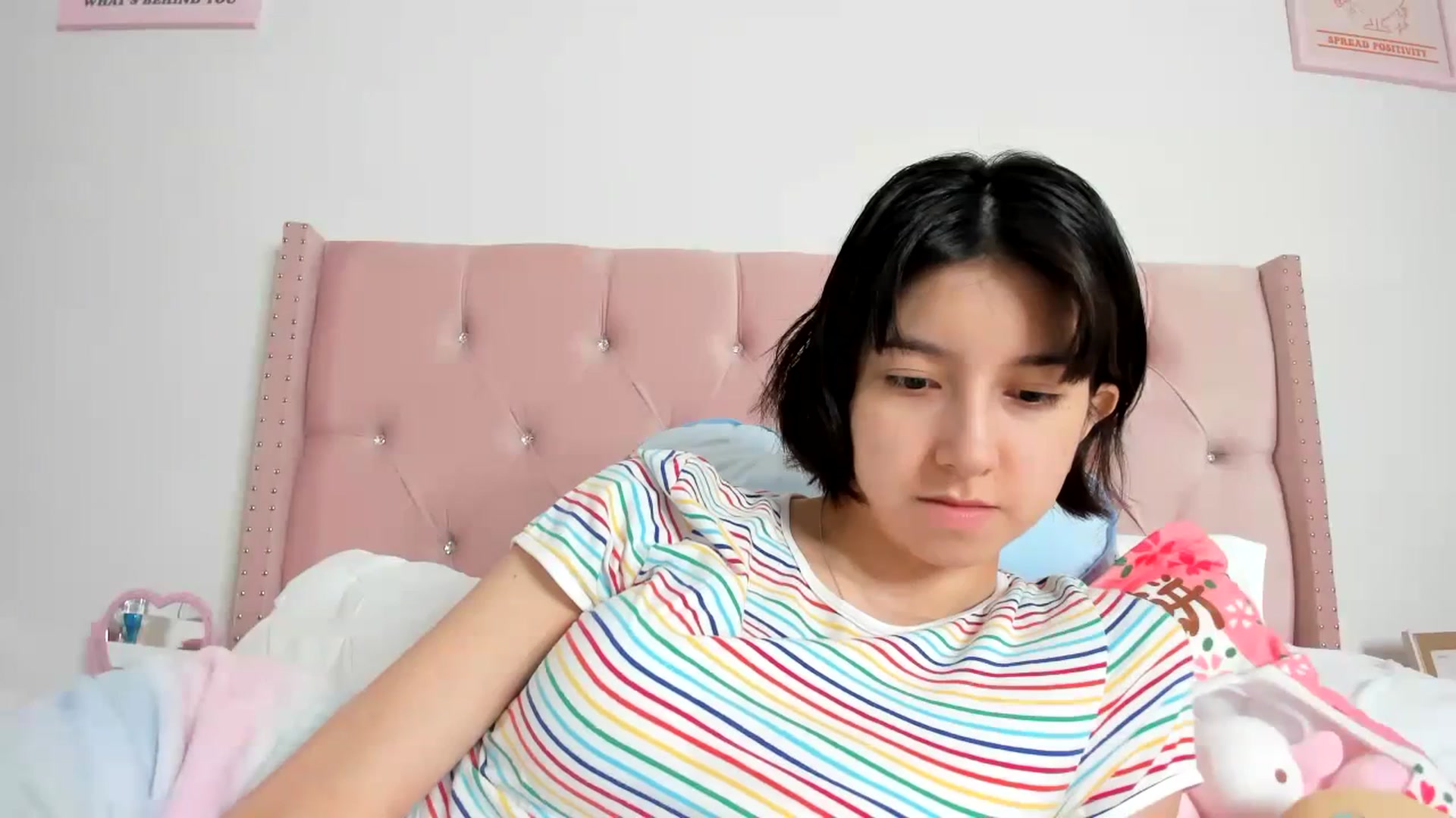 Gallery image thumbnail from Cherrycute666's myfreecams stream on, 10/17/2023, 10:04 image 11 of 20