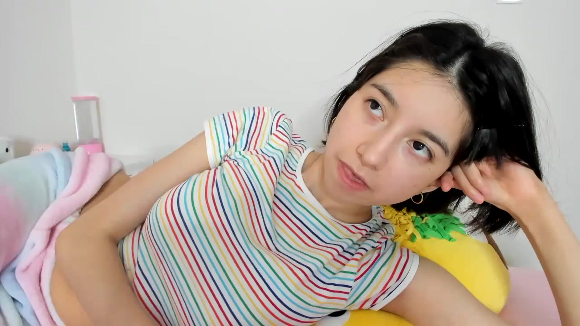 Gallery image thumbnail from Cherrycute666's myfreecams stream on, 10/18/2023, 05:38 image 7 of 20