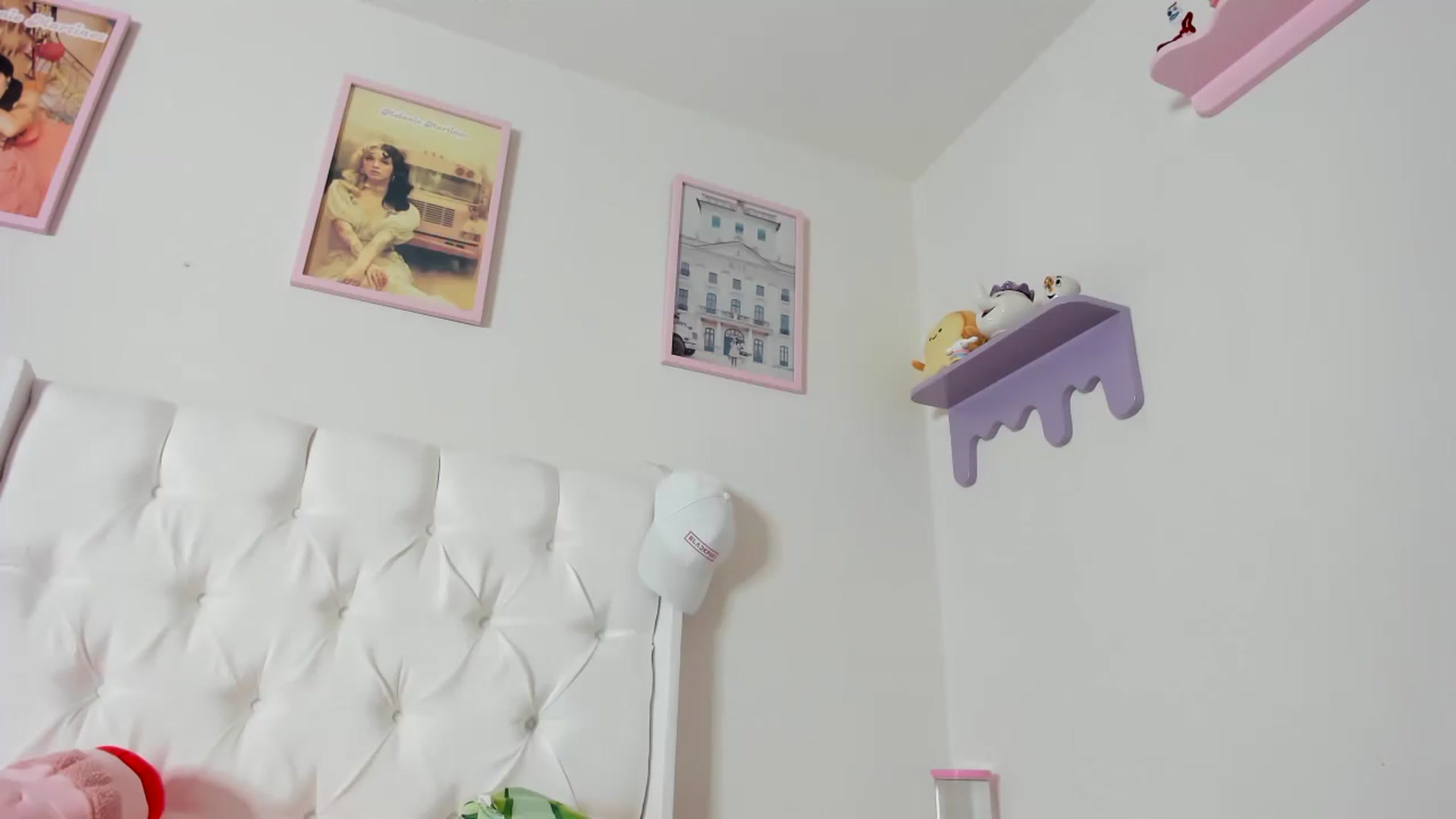 Gallery image thumbnail from Cherrycute666's myfreecams stream on, 10/19/2023, 03:11 image 9 of 20