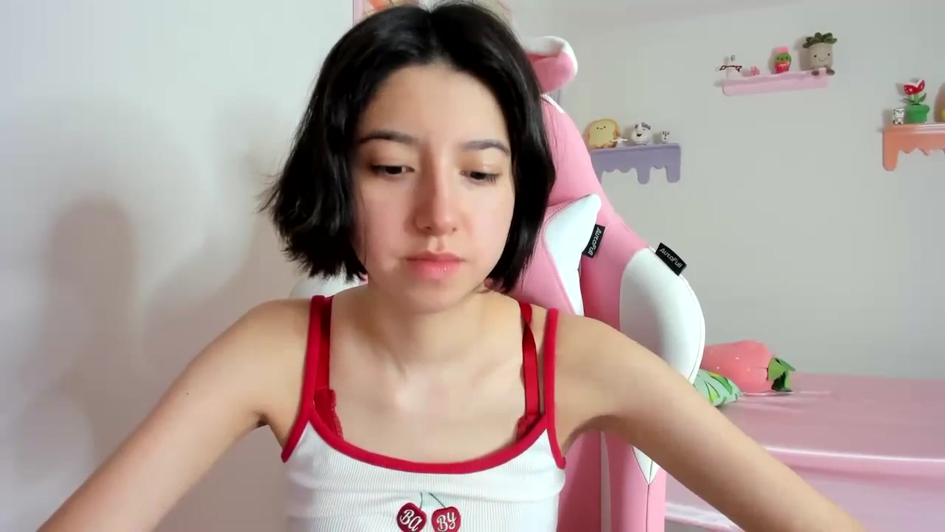 Gallery image thumbnail from Cherrycute666's myfreecams stream on, 10/20/2023, 23:23 image 8 of 20
