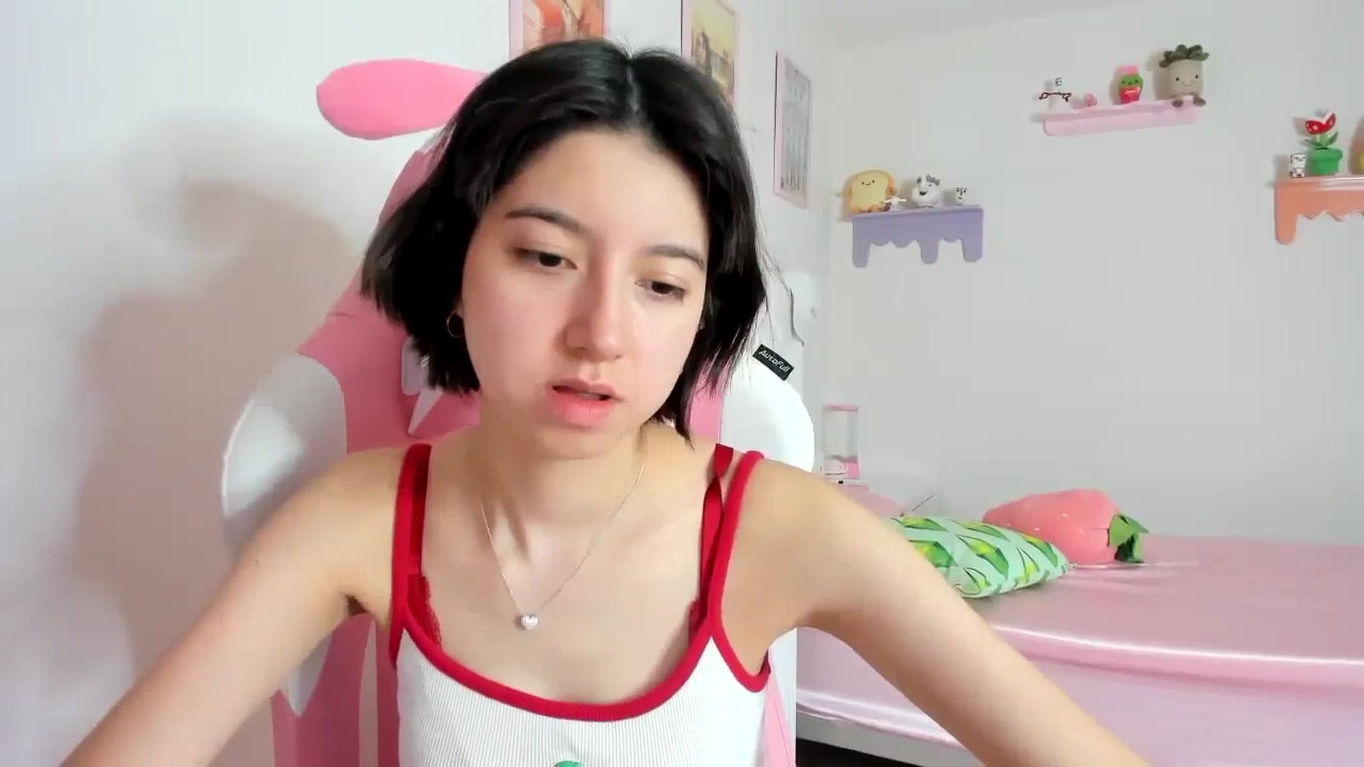 Gallery image thumbnail from Cherrycute666's myfreecams stream on, 10/20/2023, 23:23 image 18 of 20