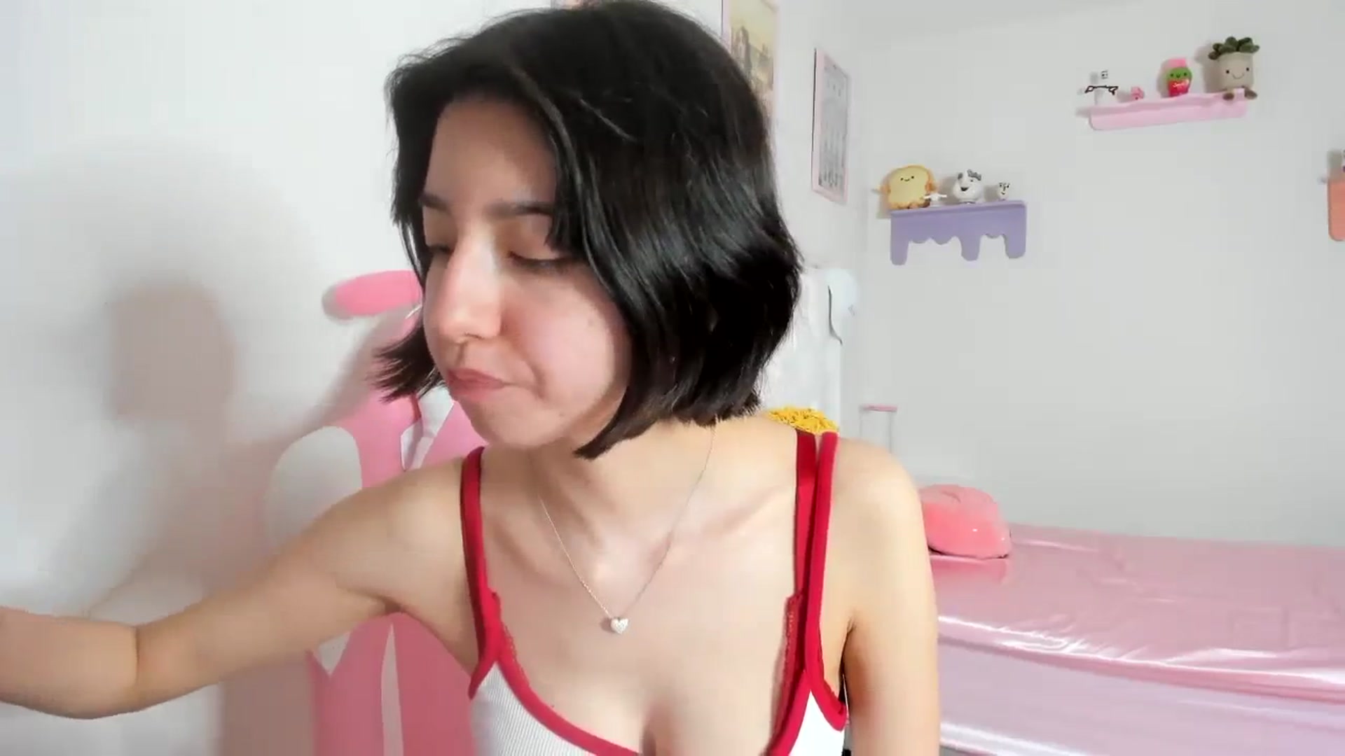 Gallery image thumbnail from Cherrycute666's myfreecams stream on, 10/21/2023, 03:11 image 19 of 20