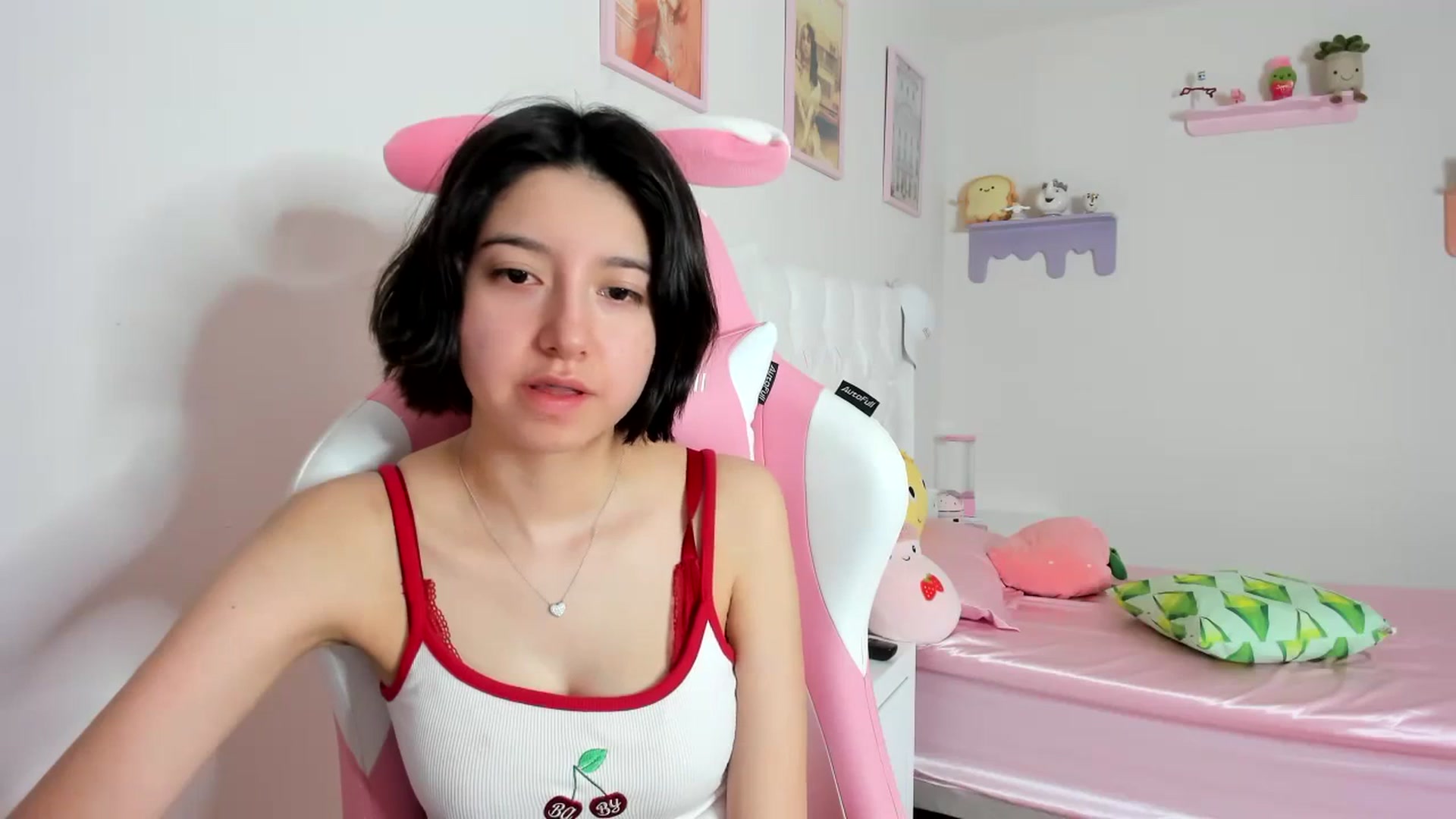 Gallery image thumbnail from Cherrycute666's myfreecams stream on, 10/21/2023, 03:11 image 2 of 20
