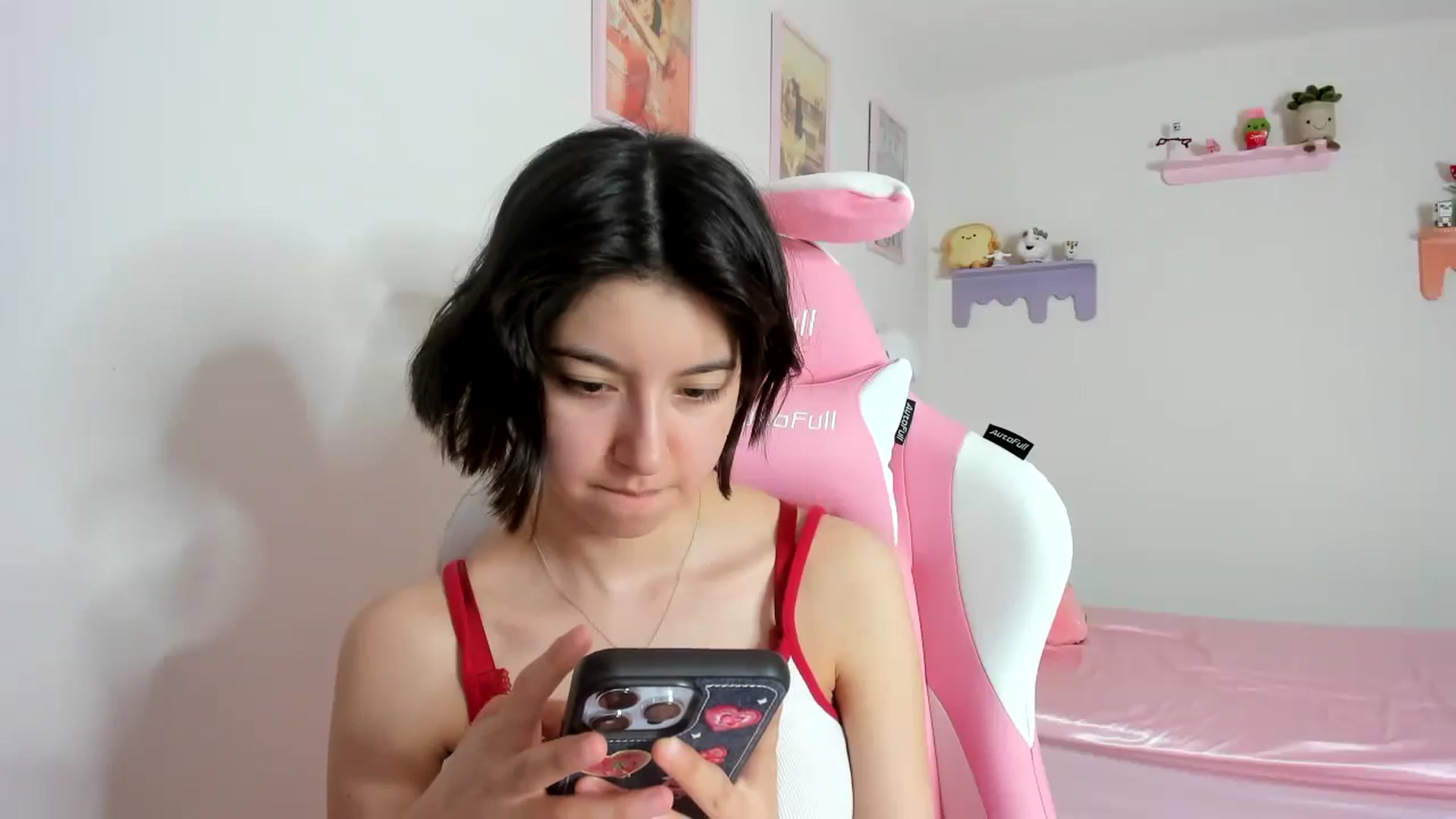 Gallery image thumbnail from Cherrycute666's myfreecams stream on, 10/21/2023, 03:11 image 14 of 20