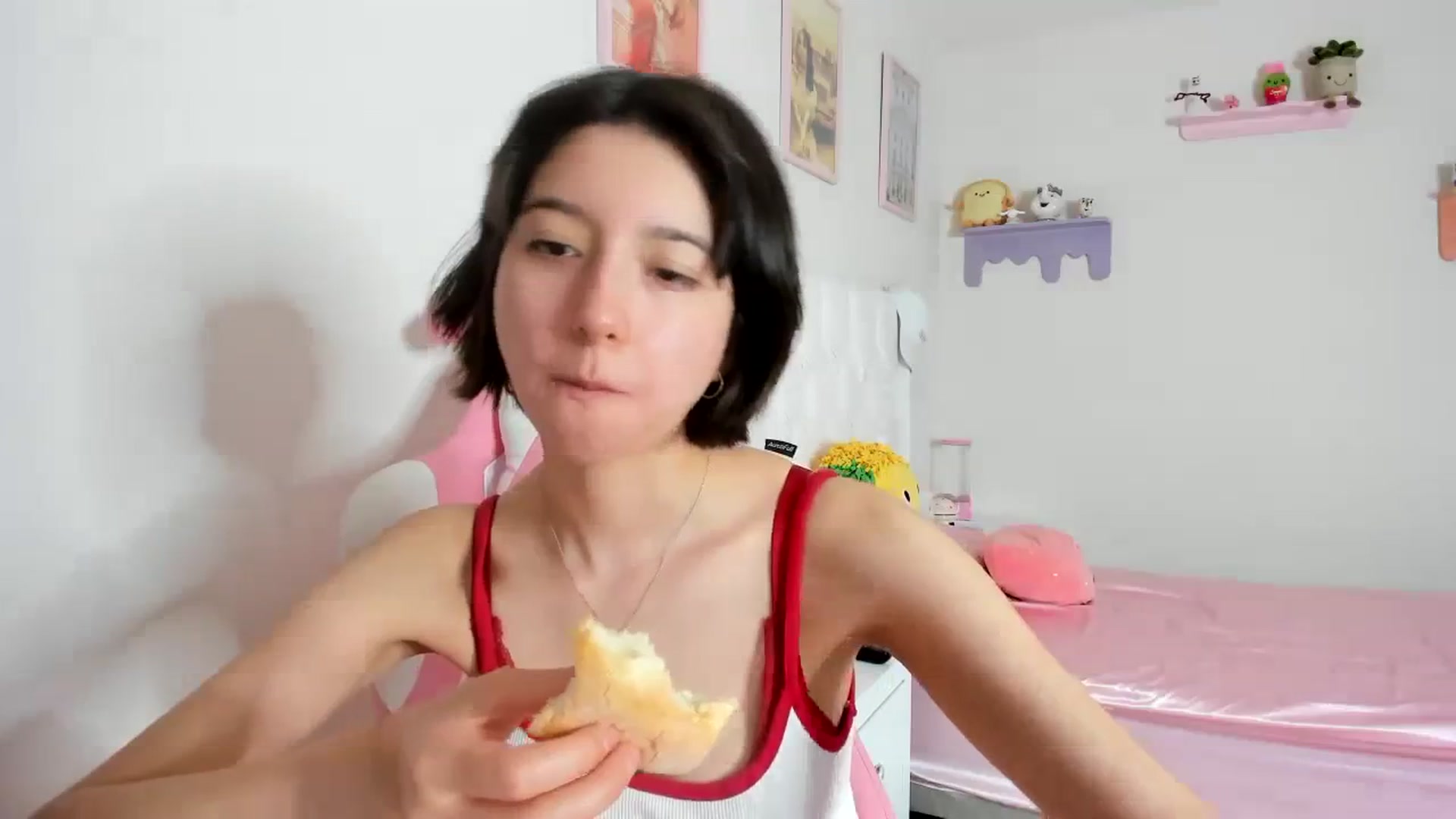 Gallery image thumbnail from Cherrycute666's myfreecams stream on, 10/21/2023, 03:11 image 20 of 20