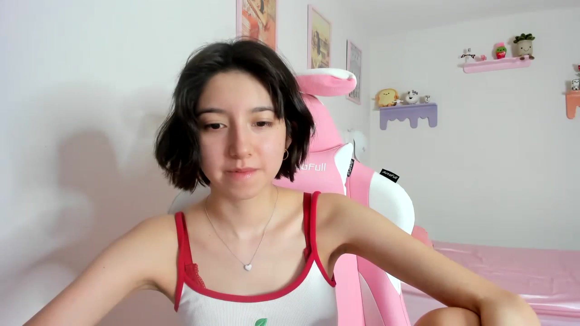 Gallery image thumbnail from Cherrycute666's myfreecams stream on, 10/21/2023, 03:11 image 15 of 20