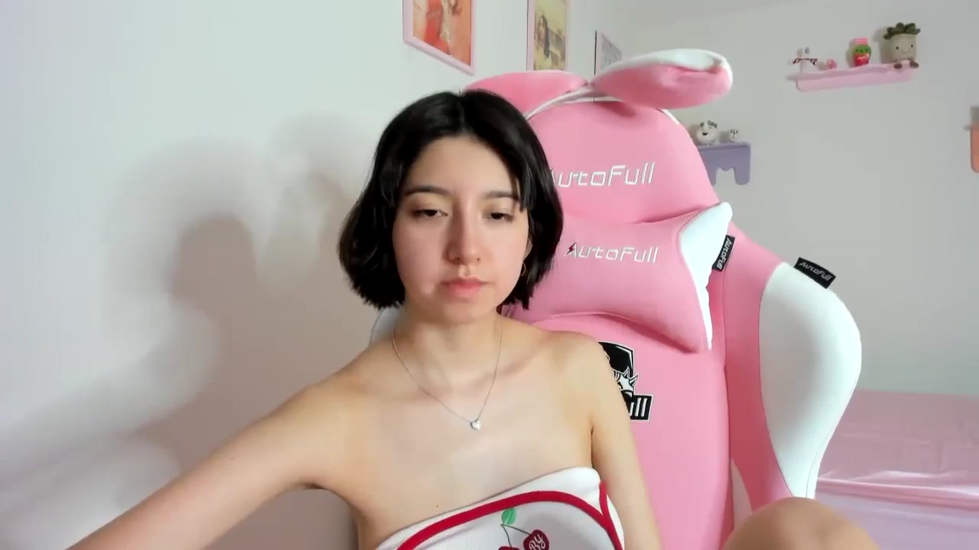 Gallery image thumbnail from Cherrycute666's myfreecams stream on, 10/21/2023, 03:11 image 11 of 20