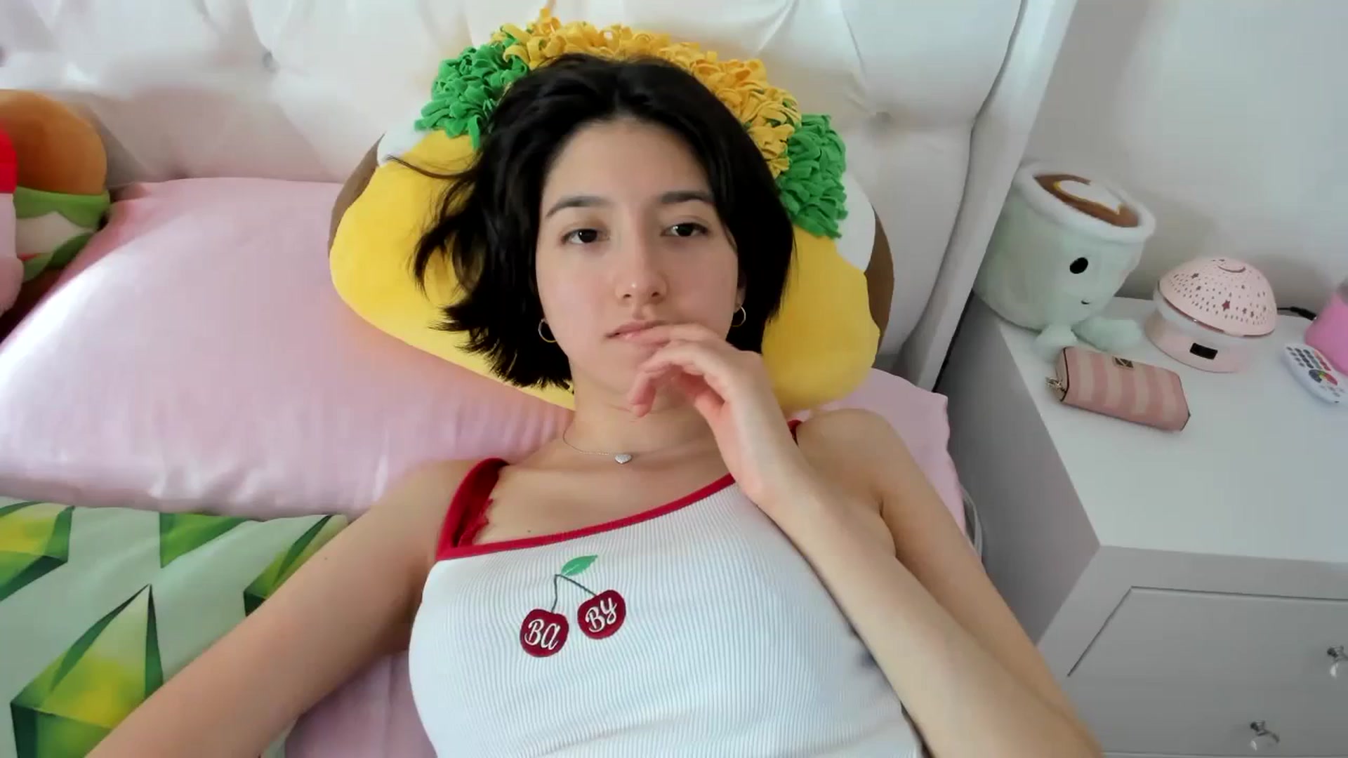 Gallery image thumbnail from Cherrycute666's myfreecams stream on, 10/21/2023, 05:41 image 17 of 20