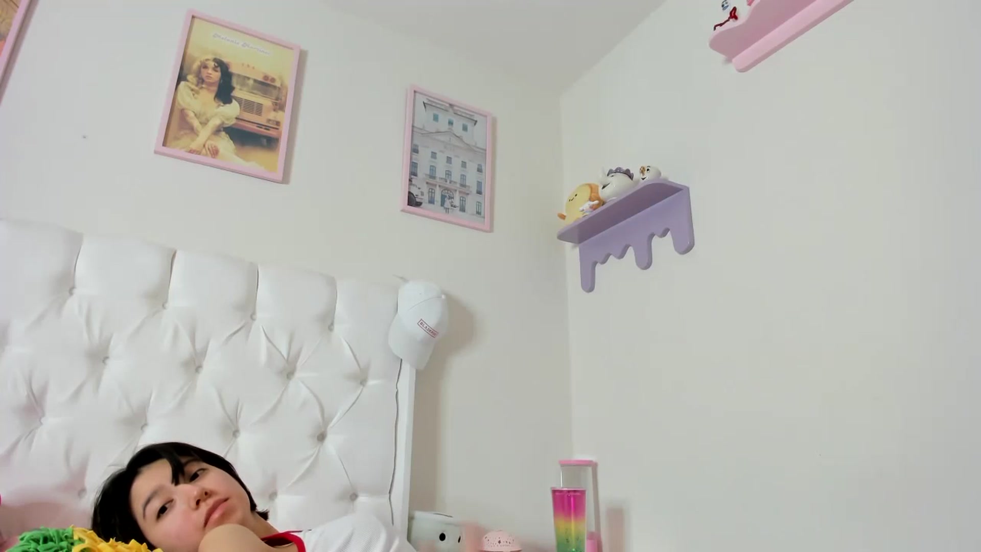 Gallery image thumbnail from Cherrycute666's myfreecams stream on, 10/21/2023, 09:27 image 4 of 20