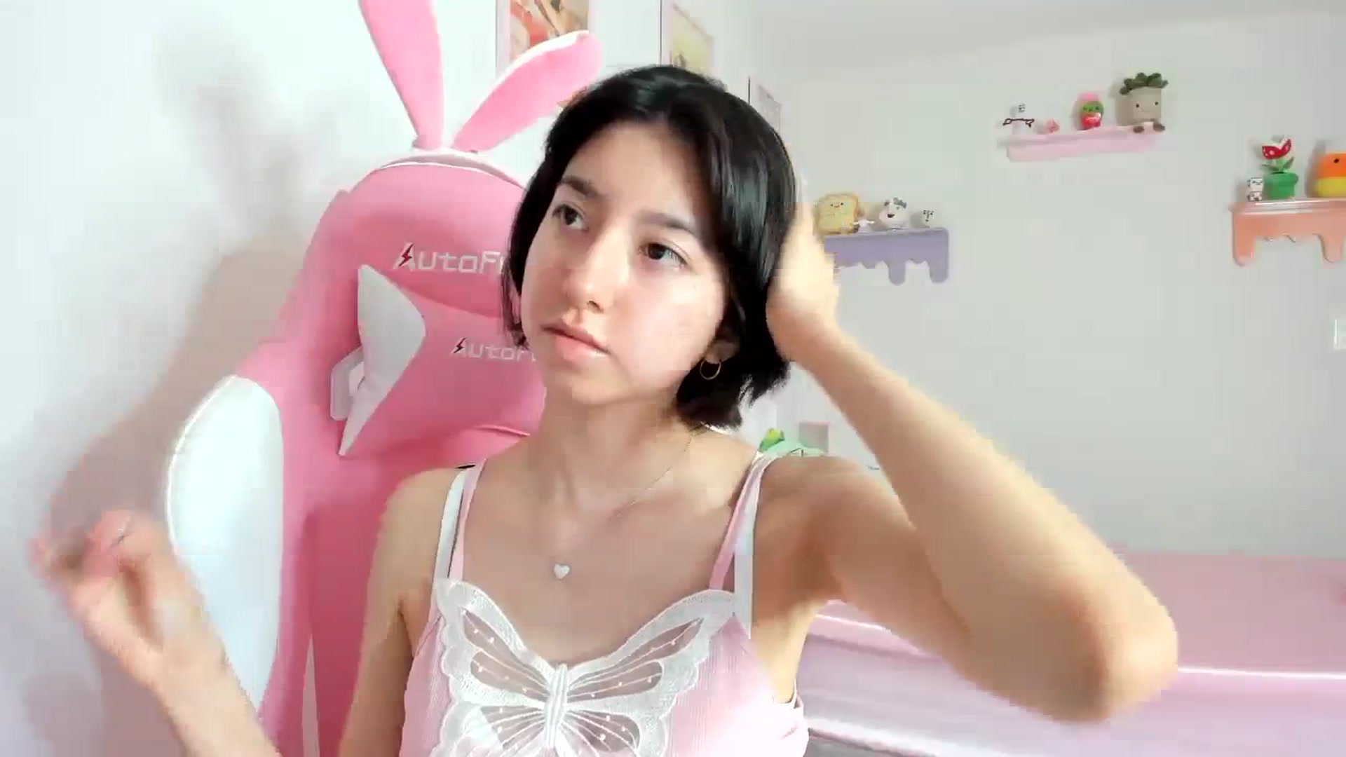 Gallery image thumbnail from Cherrycute666's myfreecams stream on, 10/22/2023, 24:03 image 4 of 20