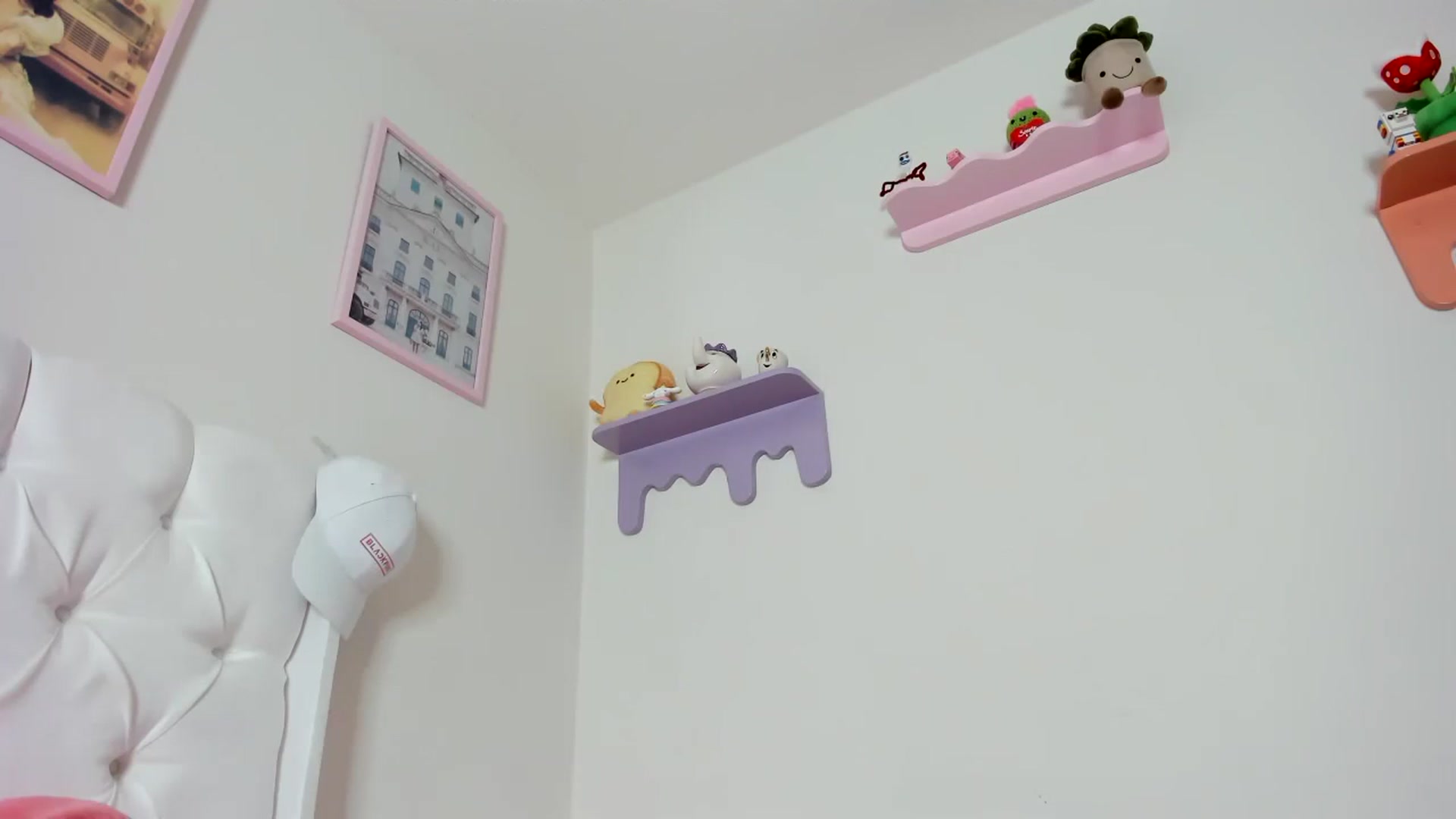 Gallery image thumbnail from Cherrycute666's myfreecams stream on, 10/22/2023, 03:19 image 11 of 20
