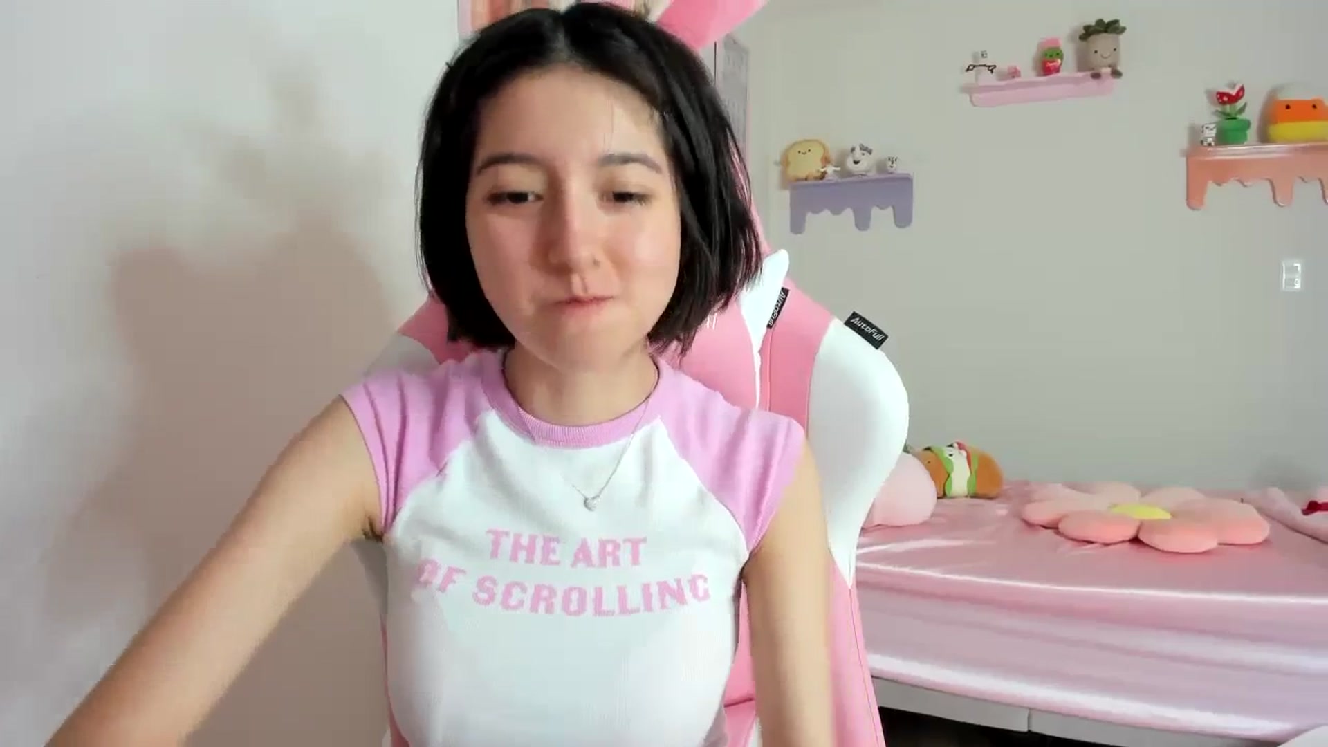 Gallery image thumbnail from Cherrycute666's myfreecams stream on, 10/23/2023, 21:43 image 16 of 20