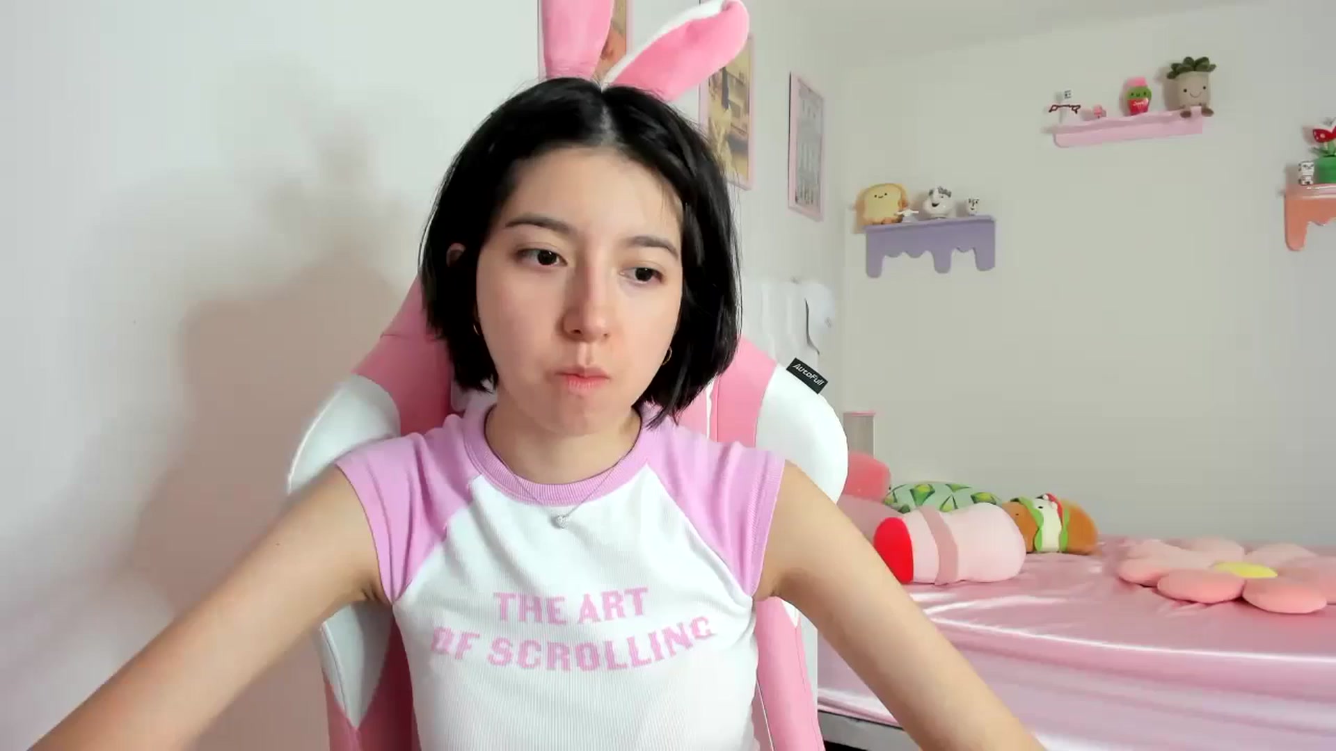 Gallery image thumbnail from Cherrycute666's myfreecams stream on, 10/23/2023, 21:43 image 19 of 20