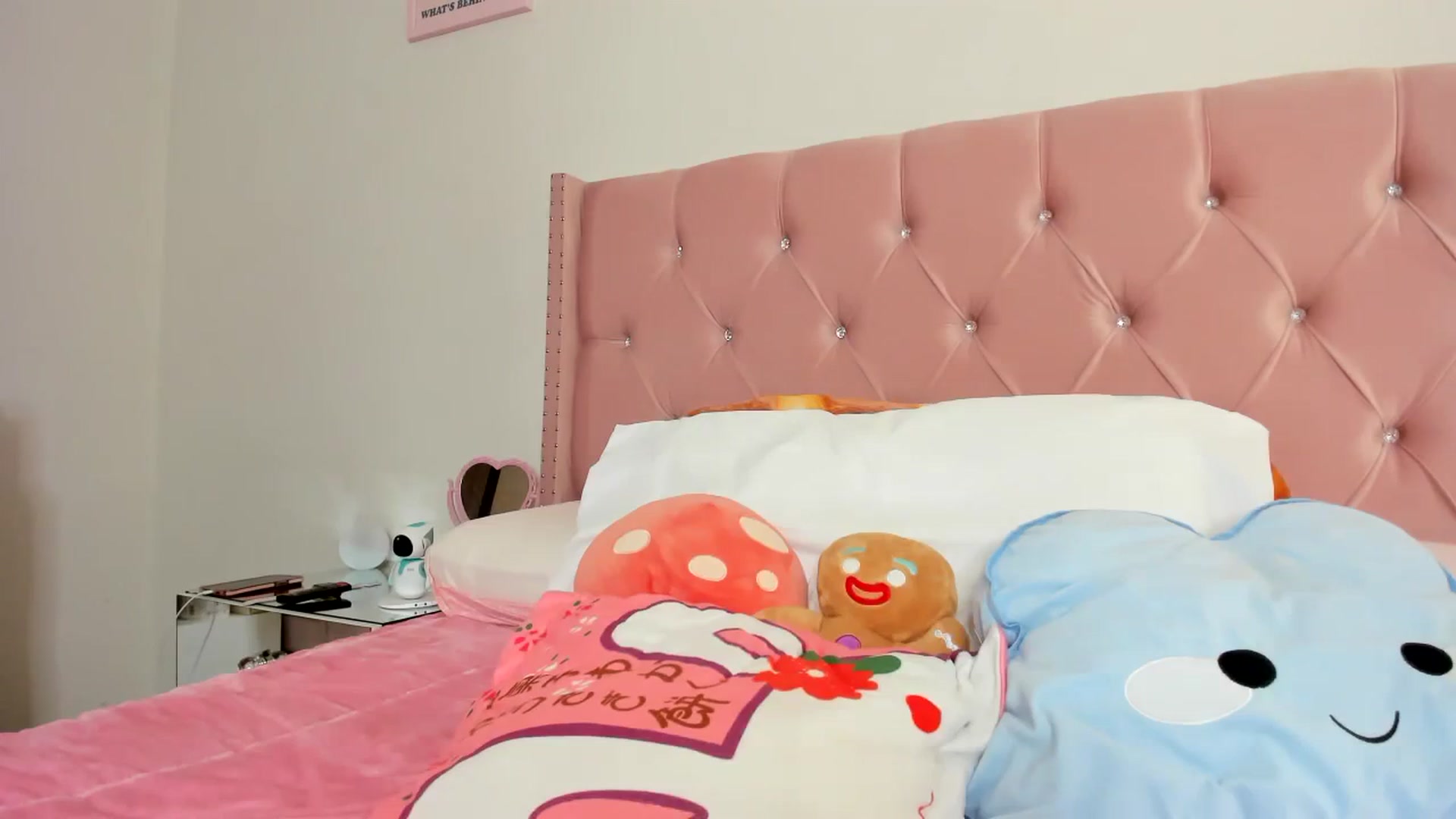 Gallery image thumbnail from Cherrycute666's myfreecams stream on, 10/23/2023, 23:19 image 11 of 20