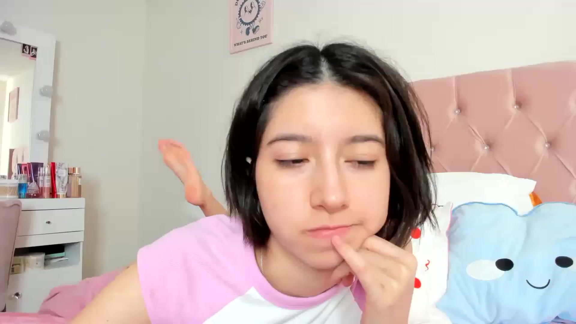 Gallery image thumbnail from Cherrycute666's myfreecams stream on, 10/23/2023, 23:19 image 1 of 20