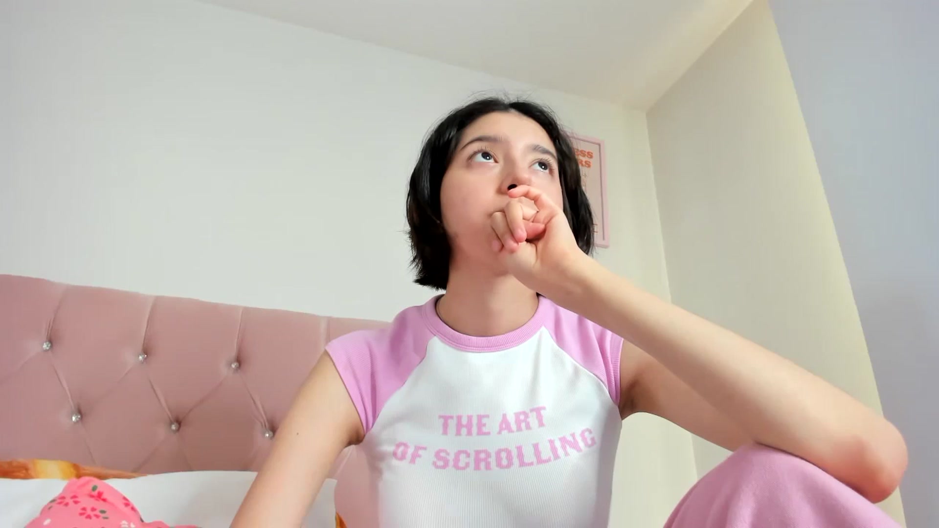 Gallery image thumbnail from Cherrycute666's myfreecams stream on, 10/24/2023, 24:01 image 9 of 20