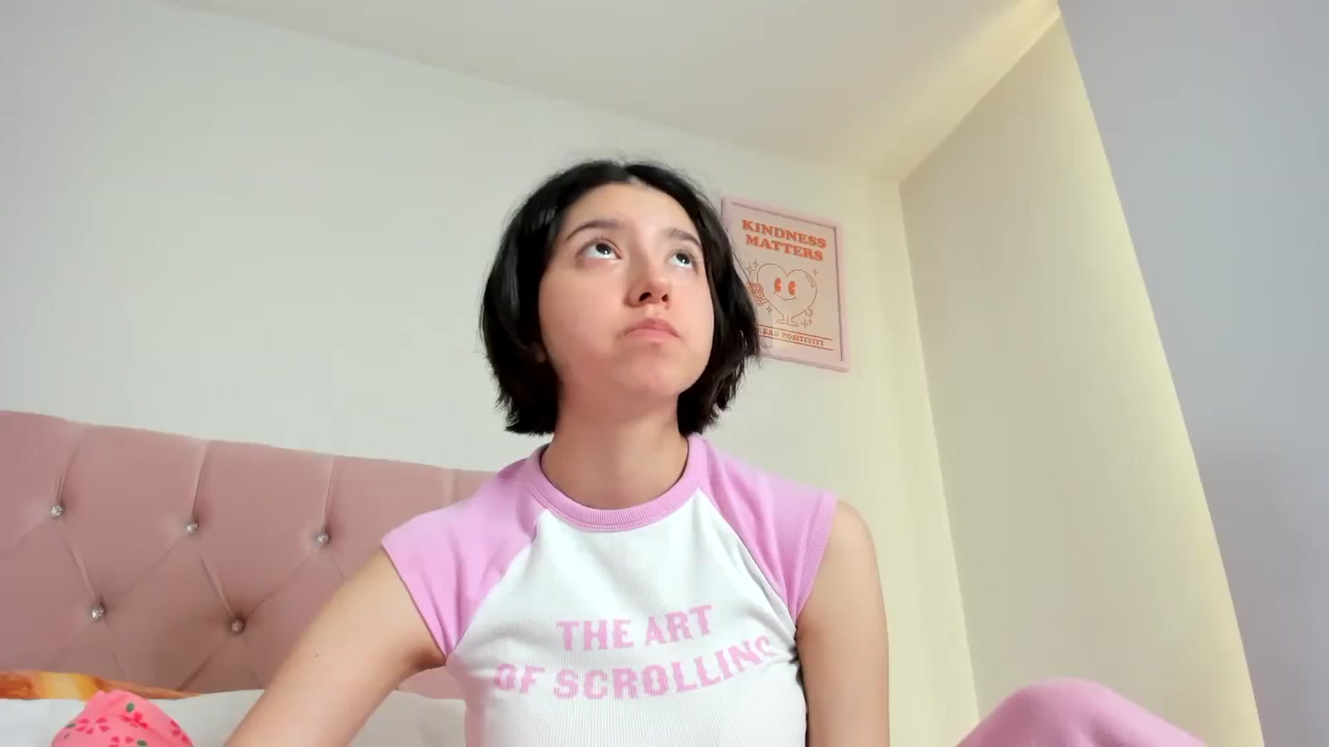 Gallery image thumbnail from Cherrycute666's myfreecams stream on, 10/24/2023, 24:01 image 6 of 20