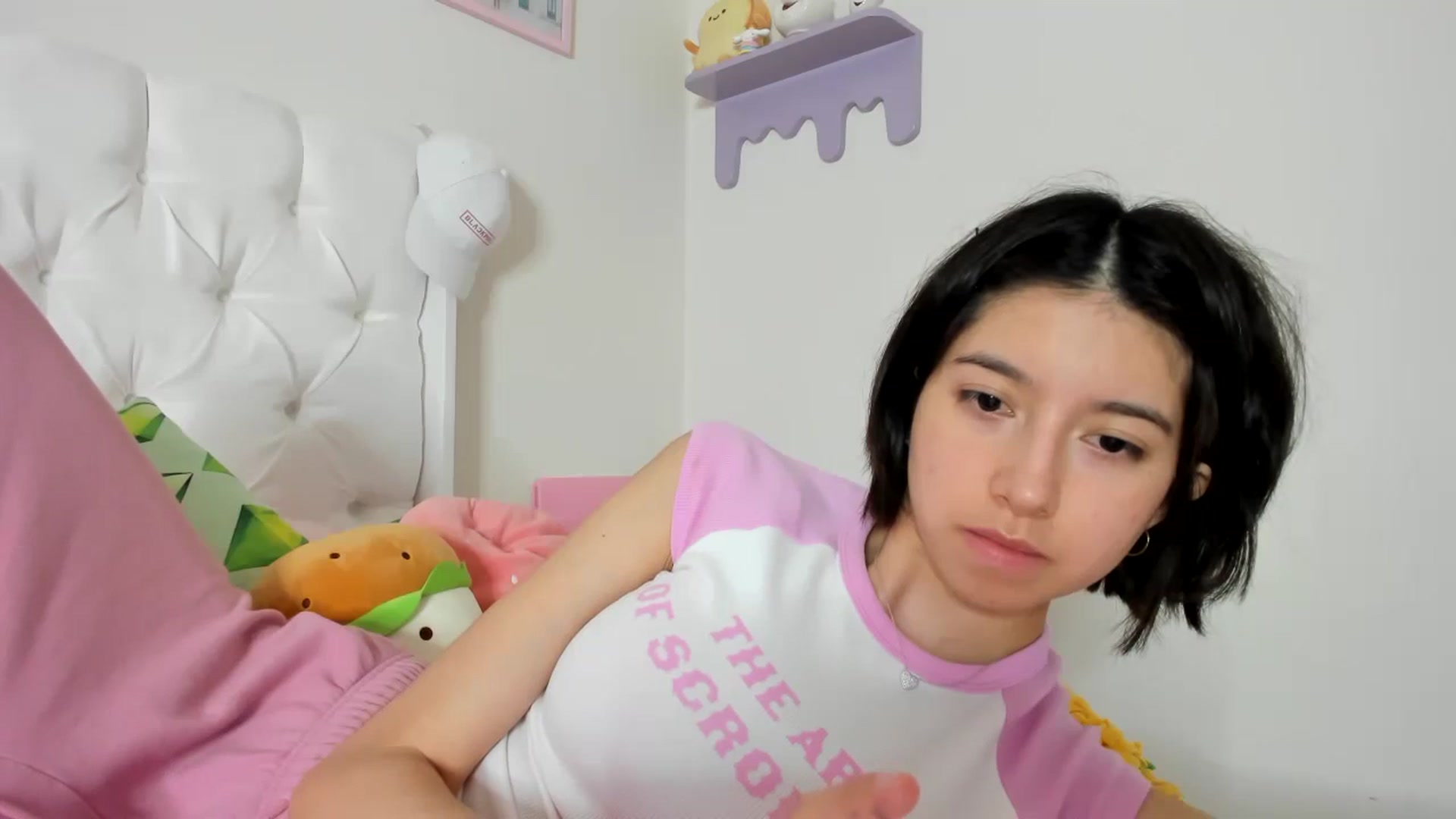 Gallery image thumbnail from Cherrycute666's myfreecams stream on, 10/24/2023, 01:26 image 7 of 20