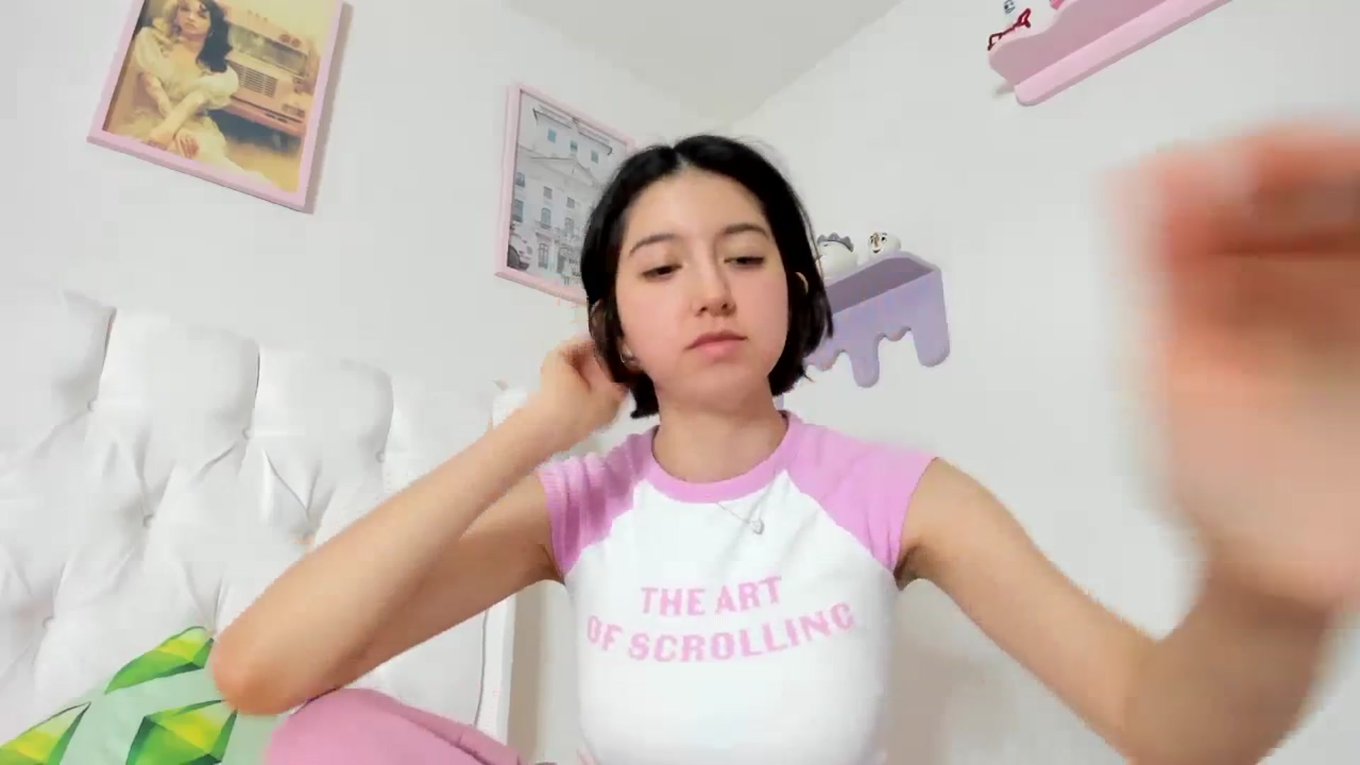 Gallery image thumbnail from Cherrycute666's myfreecams stream on, 10/24/2023, 04:00 image 5 of 20