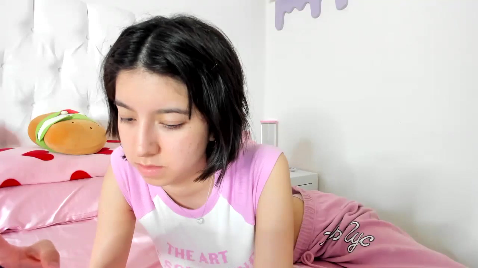 Gallery image thumbnail from Cherrycute666's myfreecams stream on, 10/24/2023, 07:24 image 8 of 20