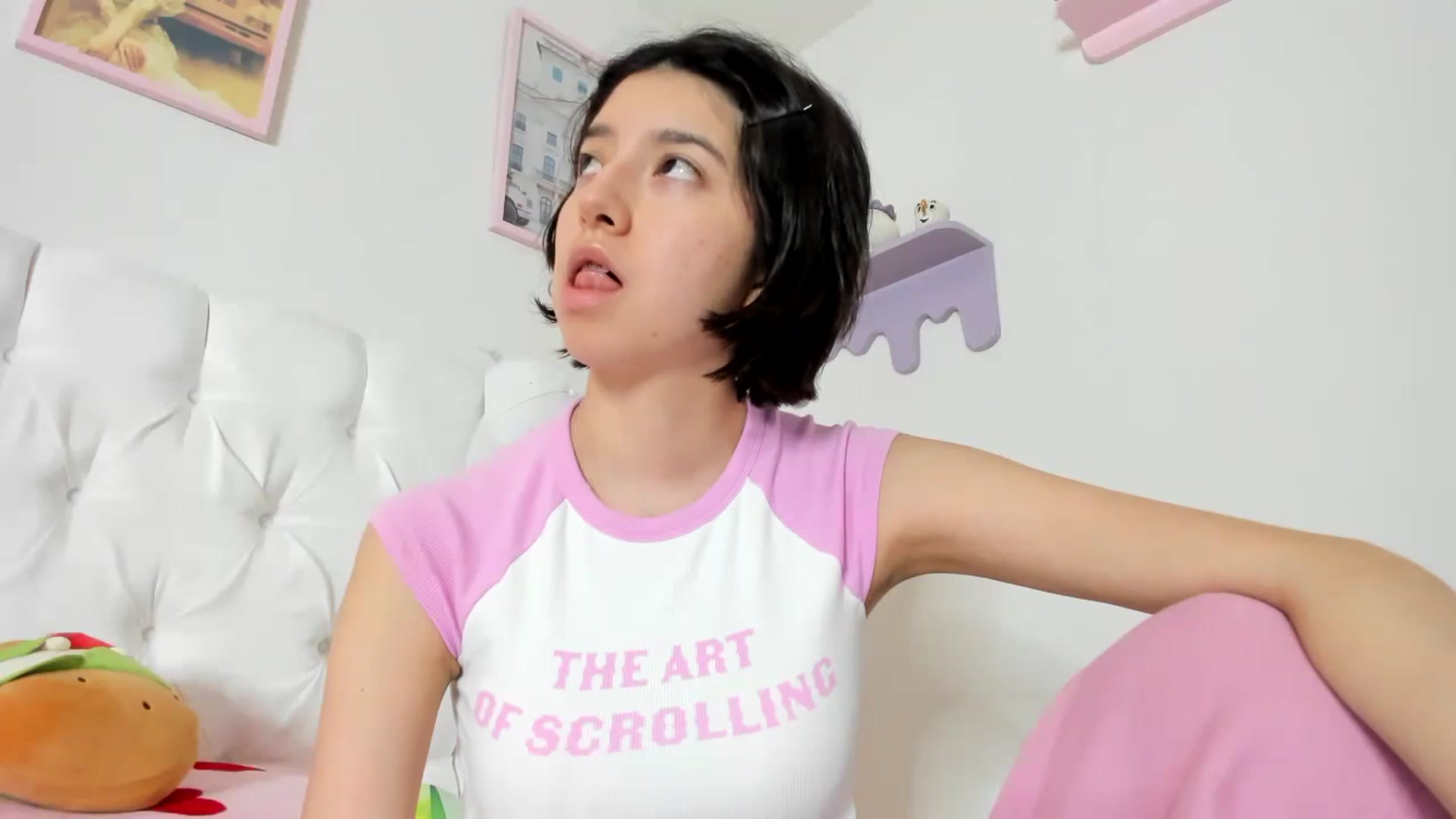 Gallery image thumbnail from Cherrycute666's myfreecams stream on, 10/24/2023, 07:24 image 12 of 20