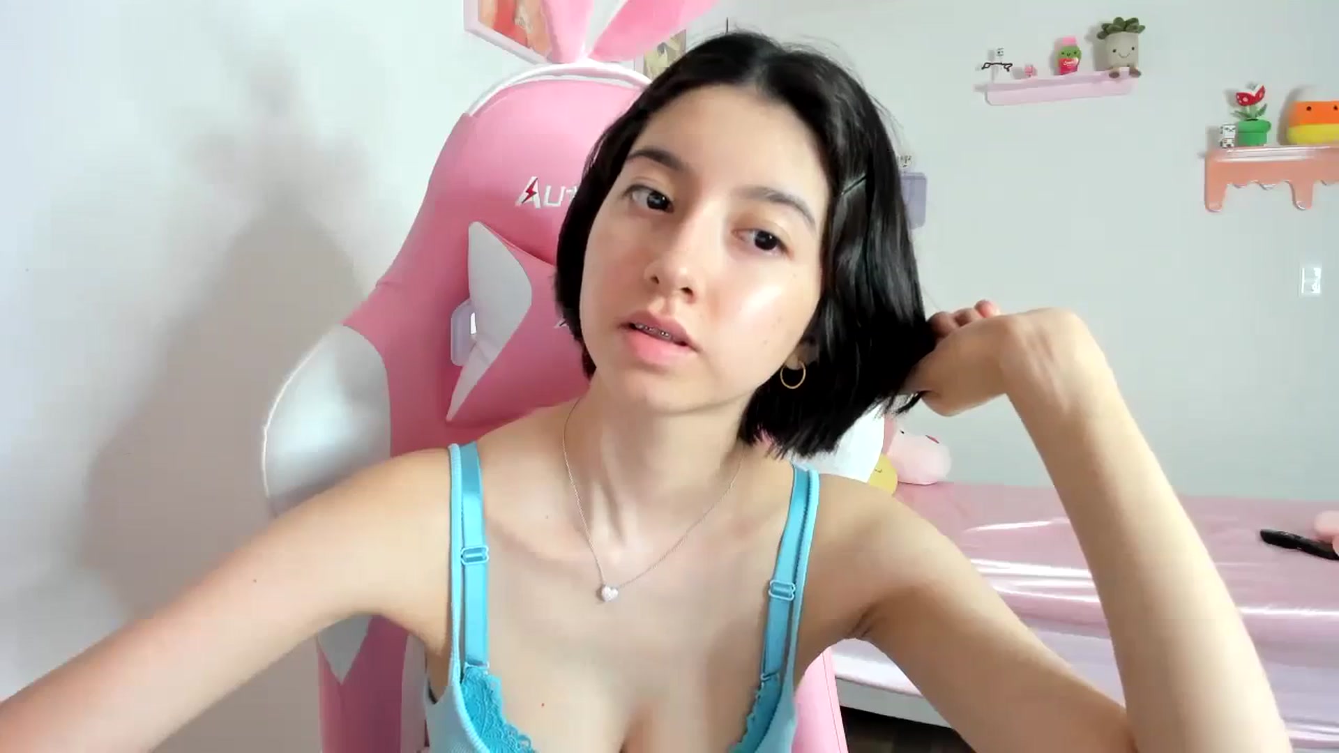 Gallery image thumbnail from Cherrycute666's myfreecams stream on, 10/24/2023, 23:23 image 12 of 20