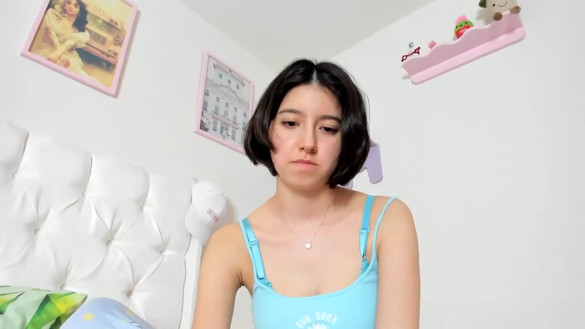 Gallery image thumbnail from Cherrycute666's myfreecams stream on, 10/25/2023, 01:52 image 18 of 20