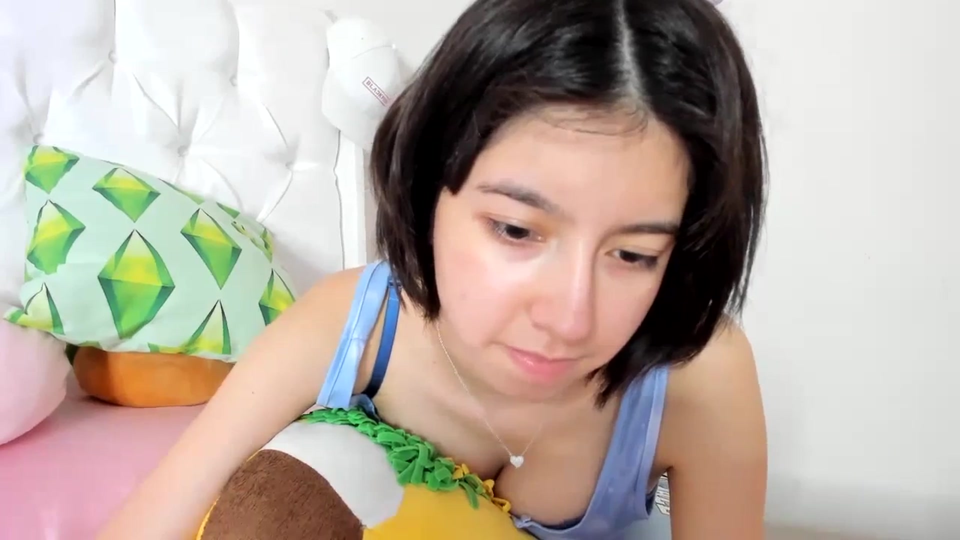 Gallery image thumbnail from Cherrycute666's myfreecams stream on, 10/26/2023, 01:42 image 4 of 20