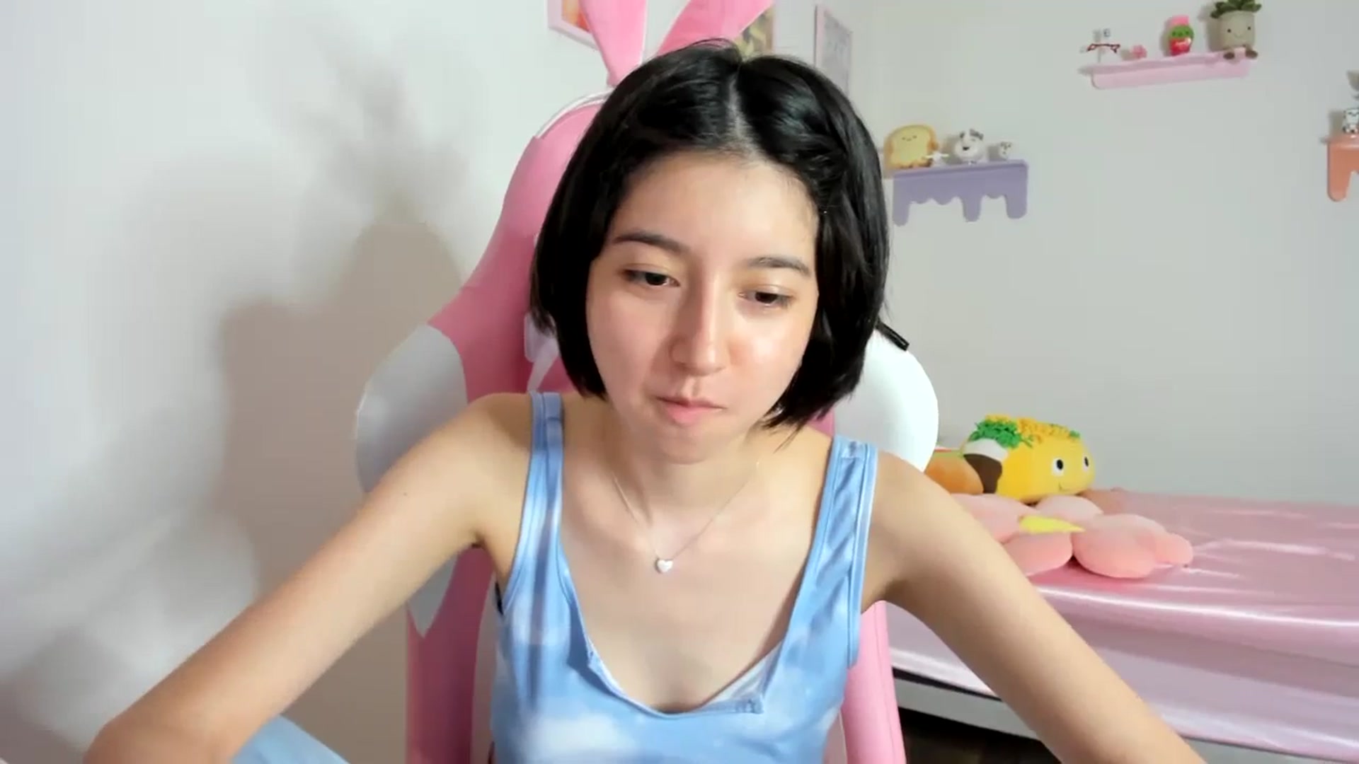 Gallery image thumbnail from Cherrycute666's myfreecams stream on, 10/26/2023, 01:42 image 19 of 20