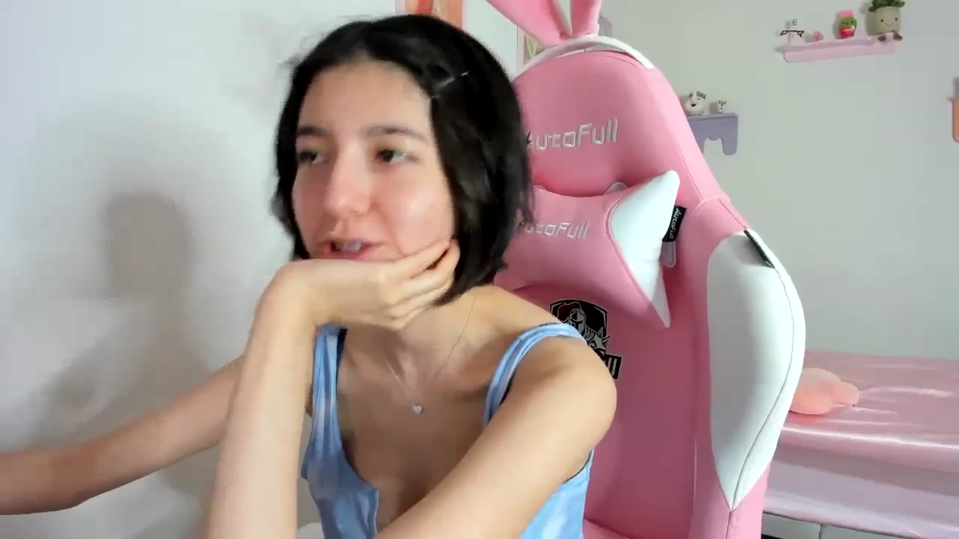 Gallery image thumbnail from Cherrycute666's myfreecams stream on, 10/26/2023, 02:22 image 9 of 20