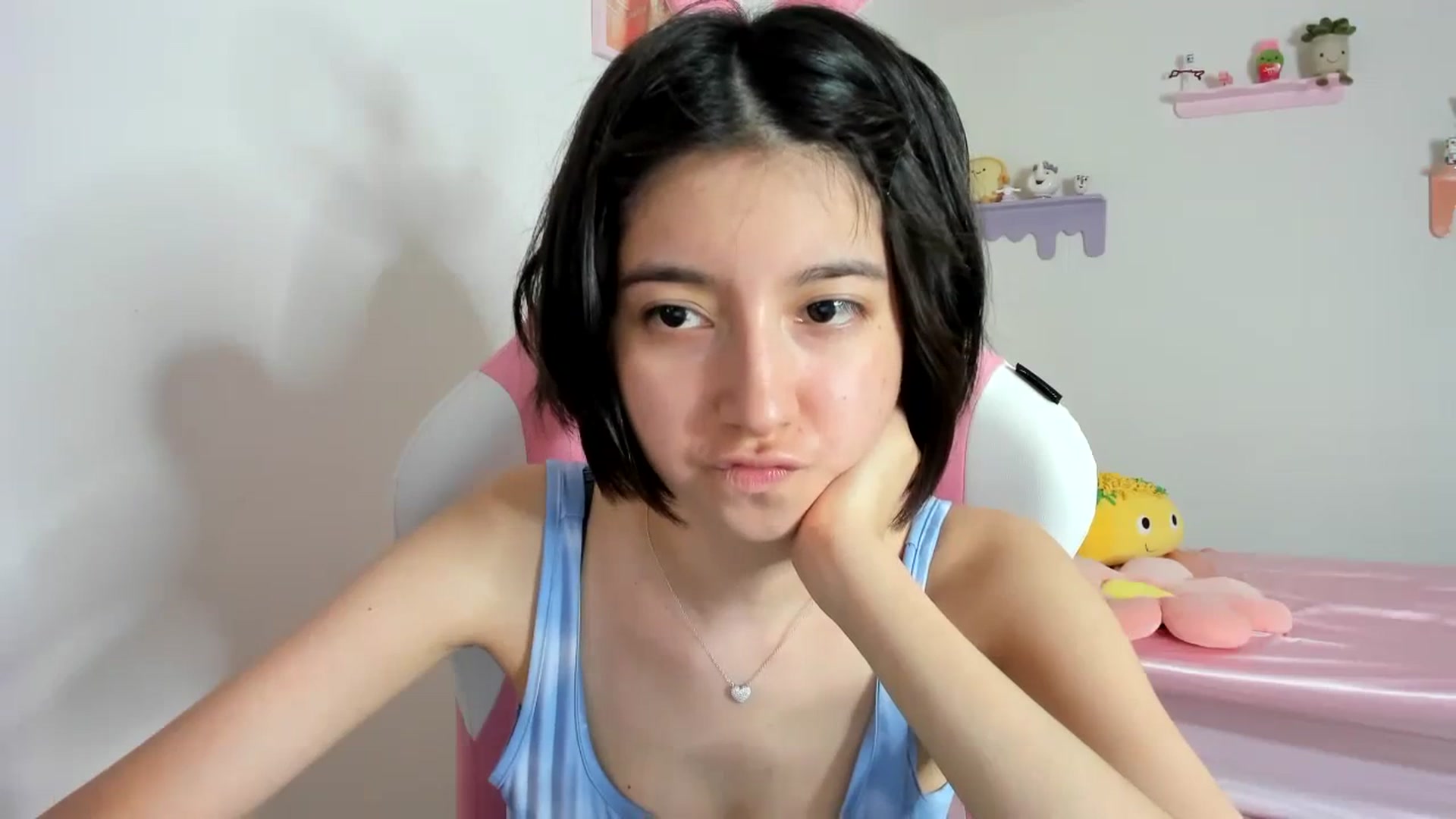 Gallery image thumbnail from Cherrycute666's myfreecams stream on, 10/26/2023, 02:22 image 13 of 20