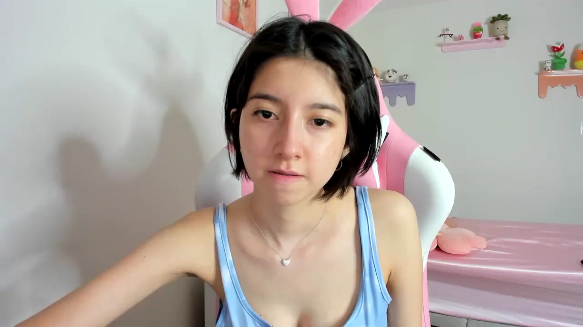 Gallery image thumbnail from Cherrycute666's myfreecams stream on, 10/26/2023, 04:50 image 13 of 20