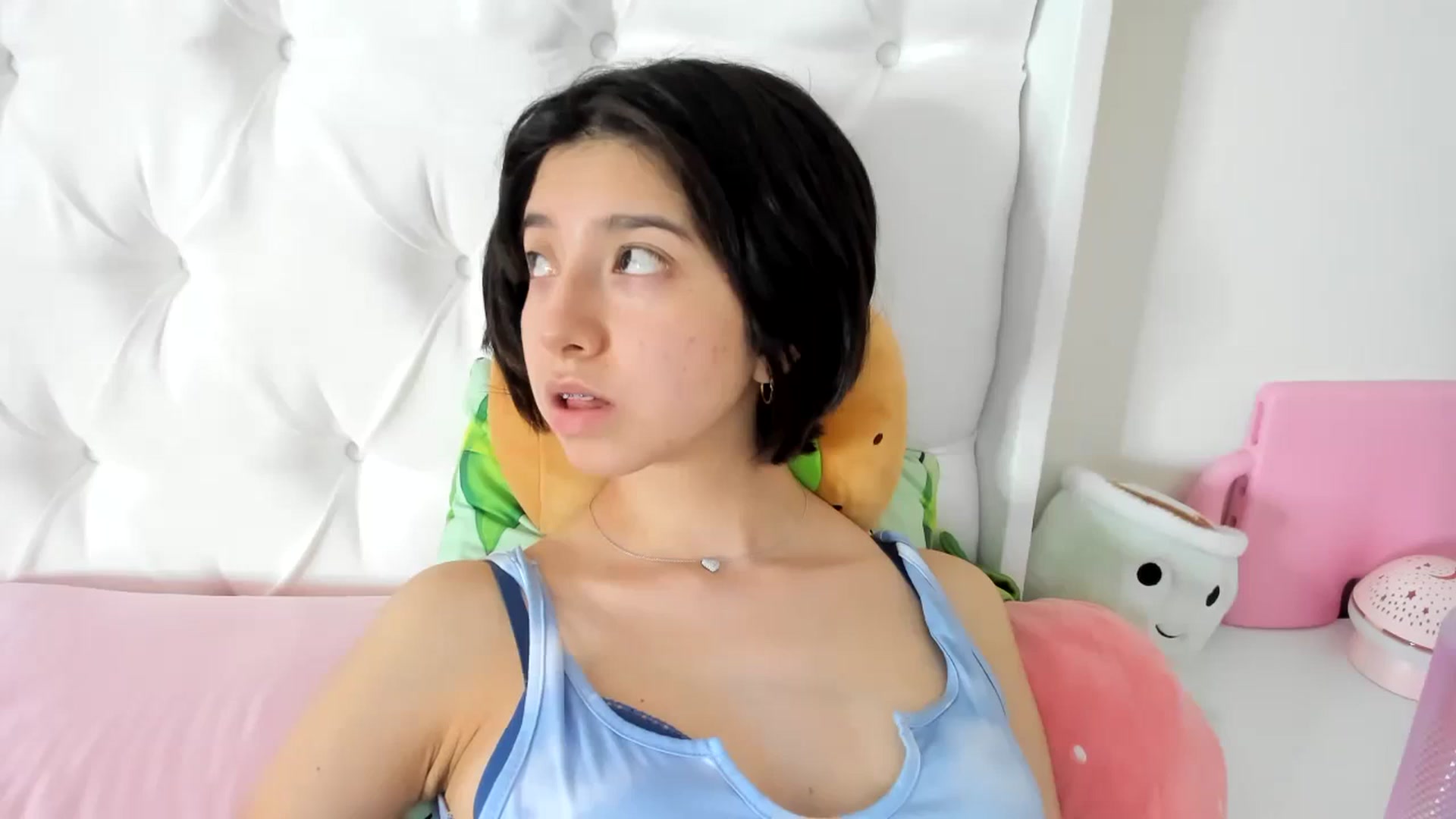 Gallery image thumbnail from Cherrycute666's myfreecams stream on, 10/26/2023, 07:40 image 15 of 20