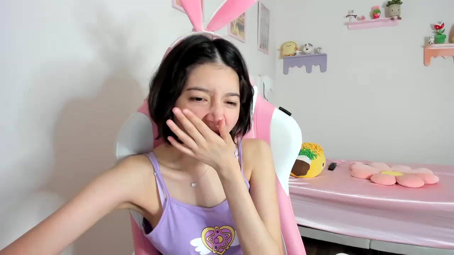 Gallery image thumbnail from Cherrycute666's myfreecams stream on, 10/26/2023, 17:00 image 19 of 20