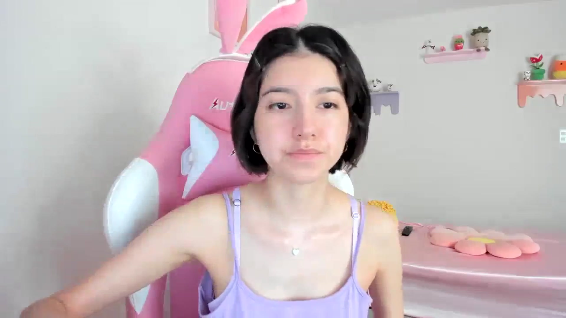 Gallery image thumbnail from Cherrycute666's myfreecams stream on, 10/26/2023, 17:00 image 3 of 20