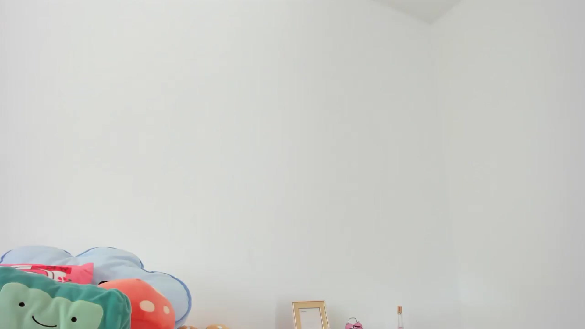 Gallery image thumbnail from Cherrycute666's myfreecams stream on, 11/01/2023, 18:45 image 7 of 20