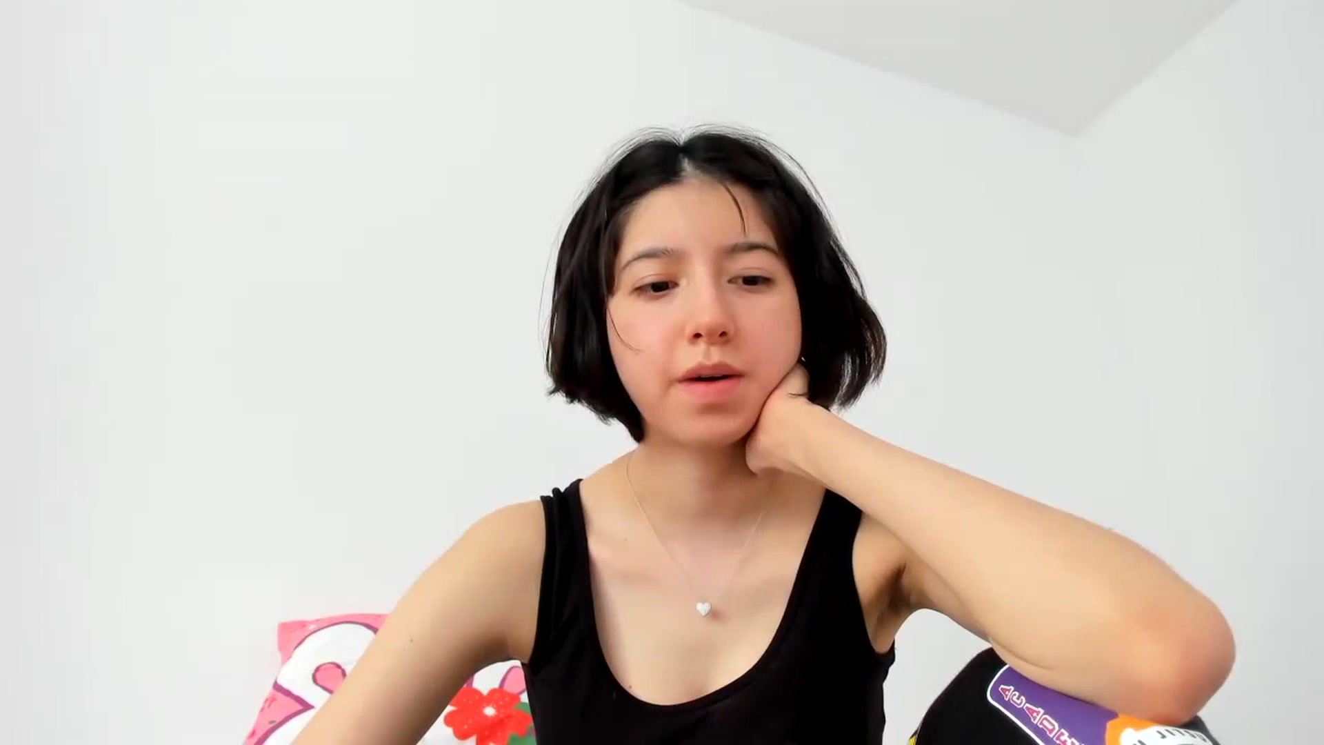 Gallery image thumbnail from Cherrycute666's myfreecams stream on, 11/01/2023, 19:22 image 15 of 20