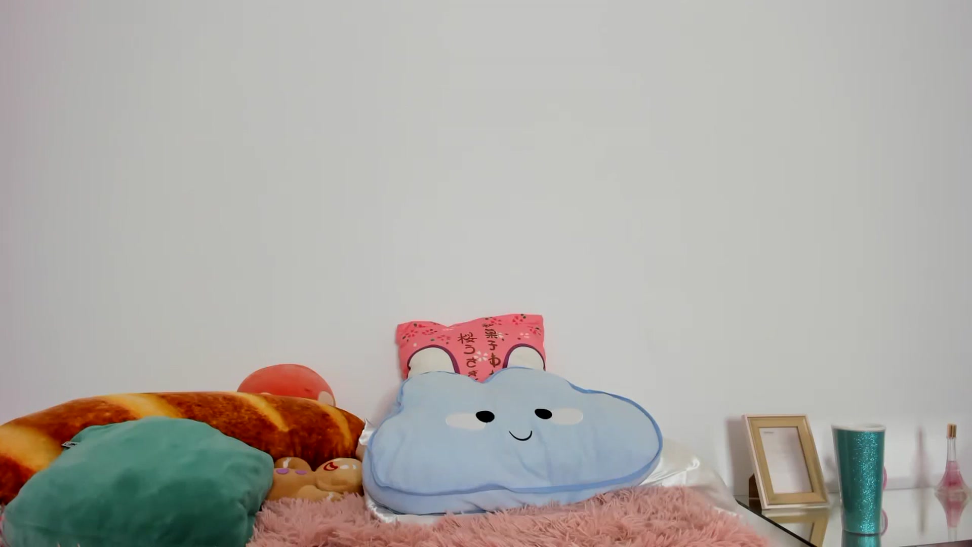 Gallery image thumbnail from Cherrycute666's myfreecams stream on, 11/02/2023, 09:09 image 13 of 20
